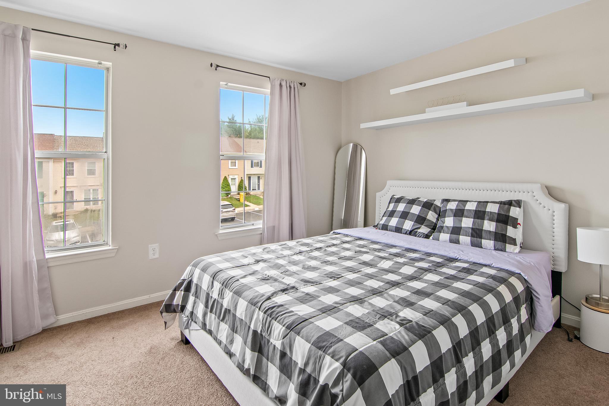 CLOVERLEAF TOWNHOUSES - Residential