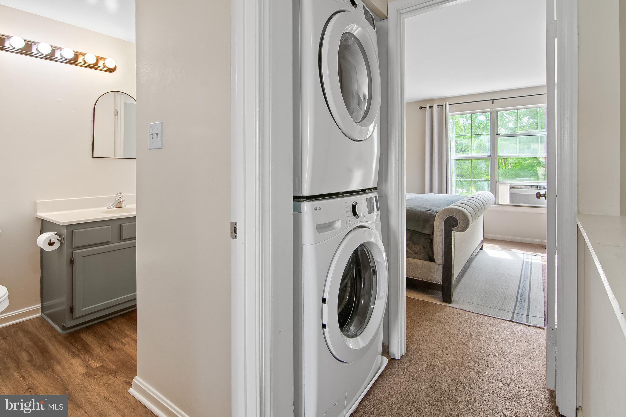 CLOVERLEAF TOWNHOUSES - Residential