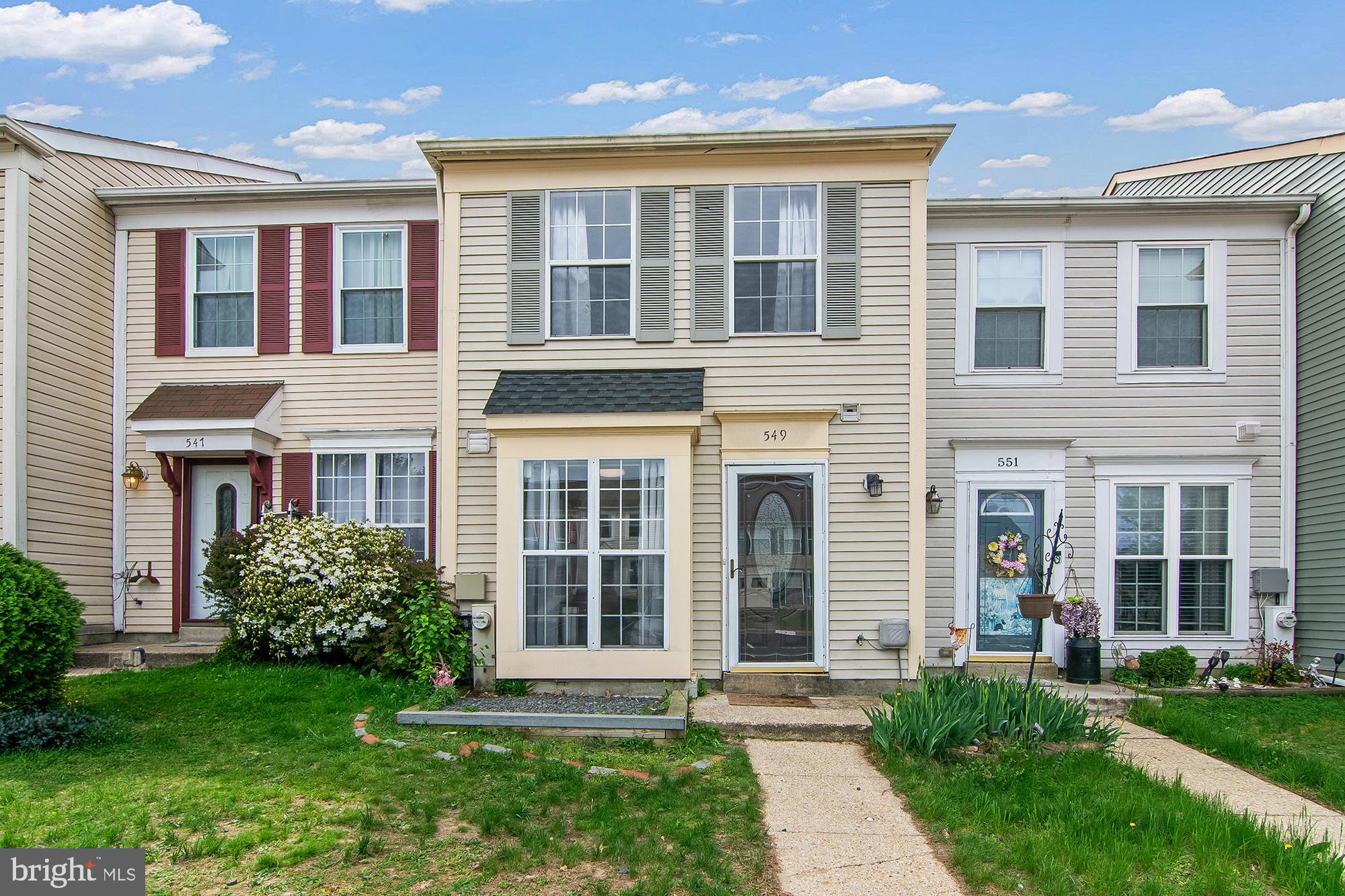 CLOVERLEAF TOWNHOUSES - Residential