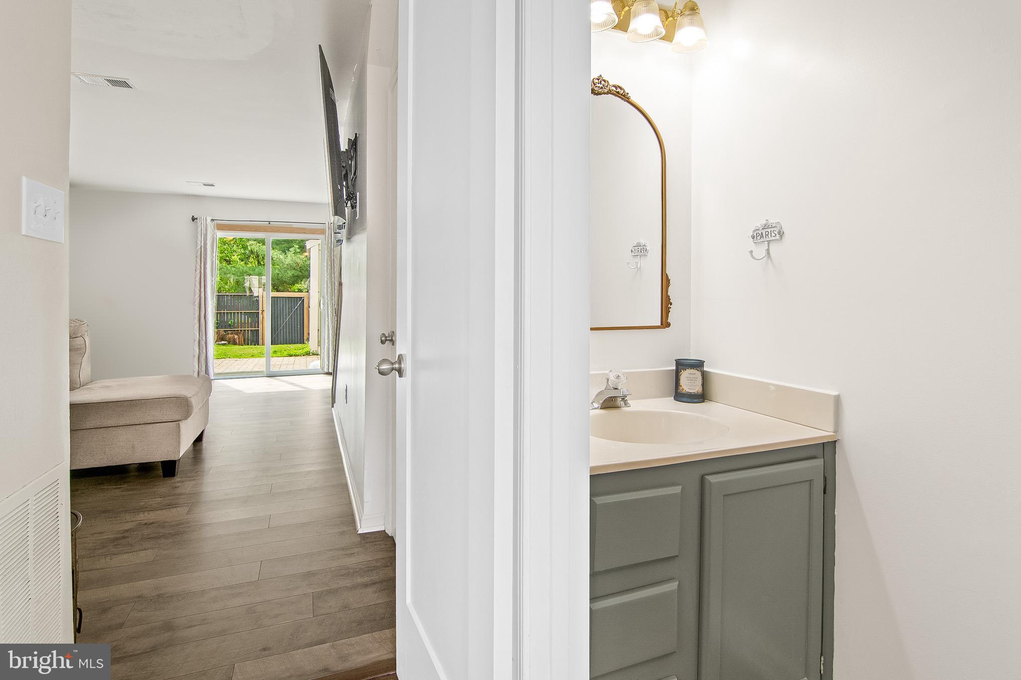 CLOVERLEAF TOWNHOUSES - Residential