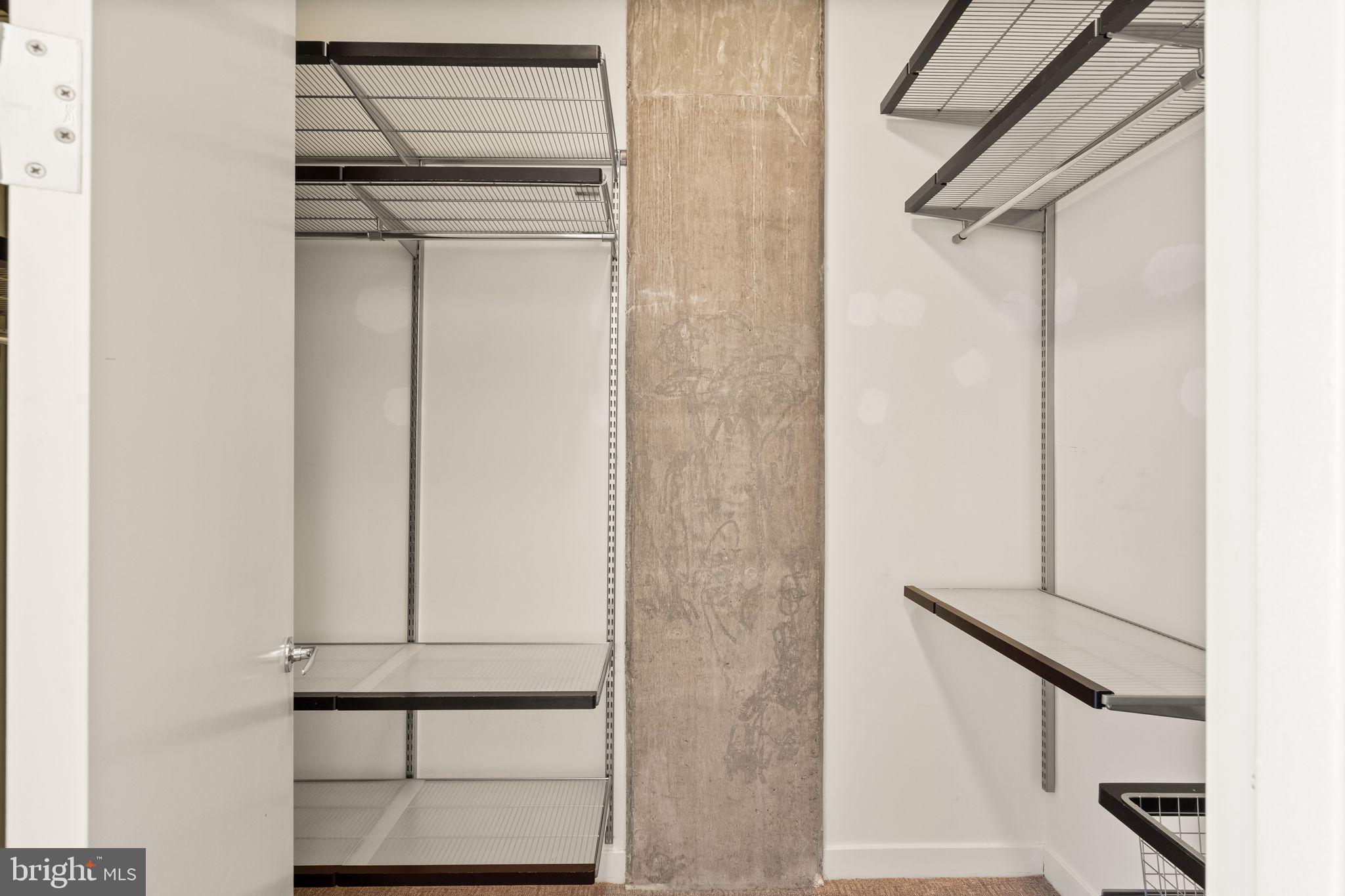 MIDTOWN ALEXANDRIA STATION CONDOMINIUM - Residential