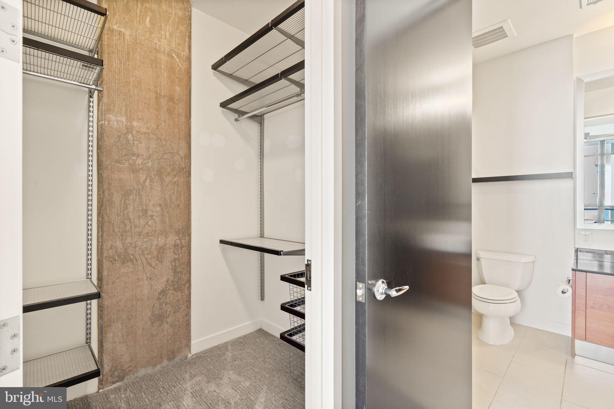 MIDTOWN ALEXANDRIA STATION CONDOMINIUM - Residential