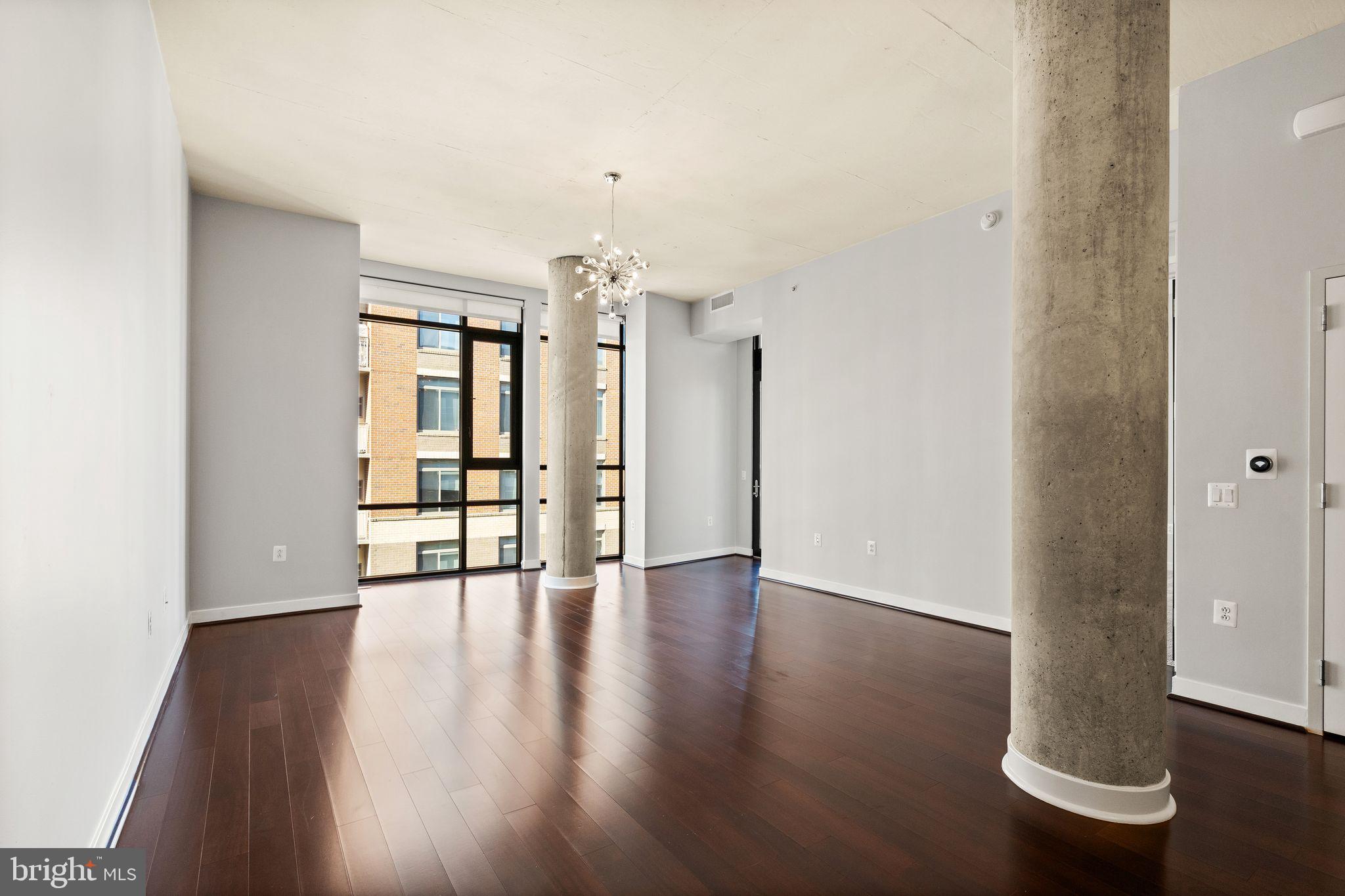 MIDTOWN ALEXANDRIA STATION CONDOMINIUM - Residential