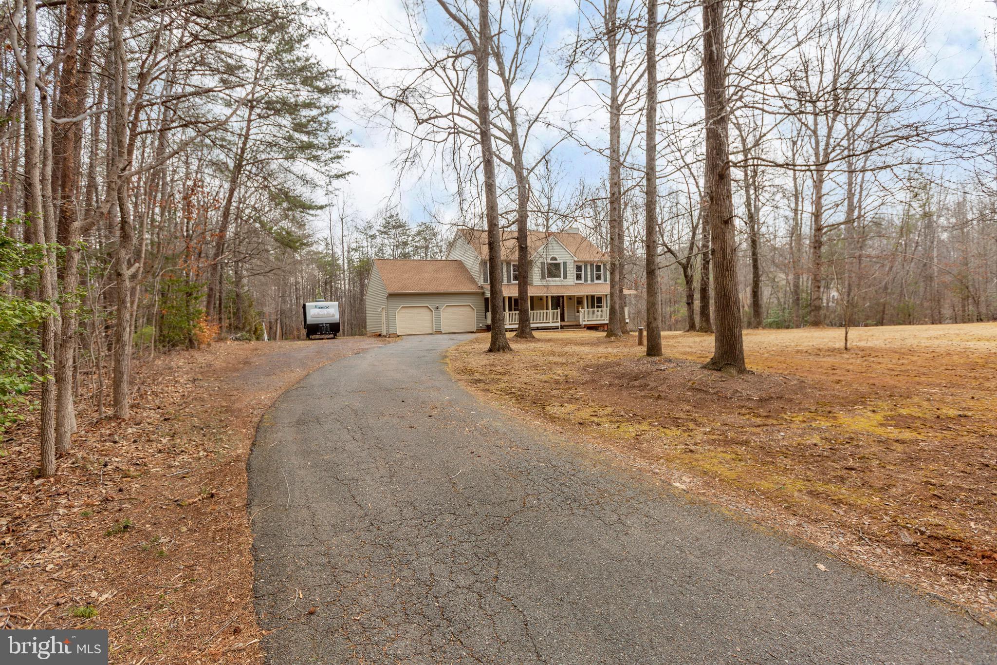 SIX LAKES WEST - Residential