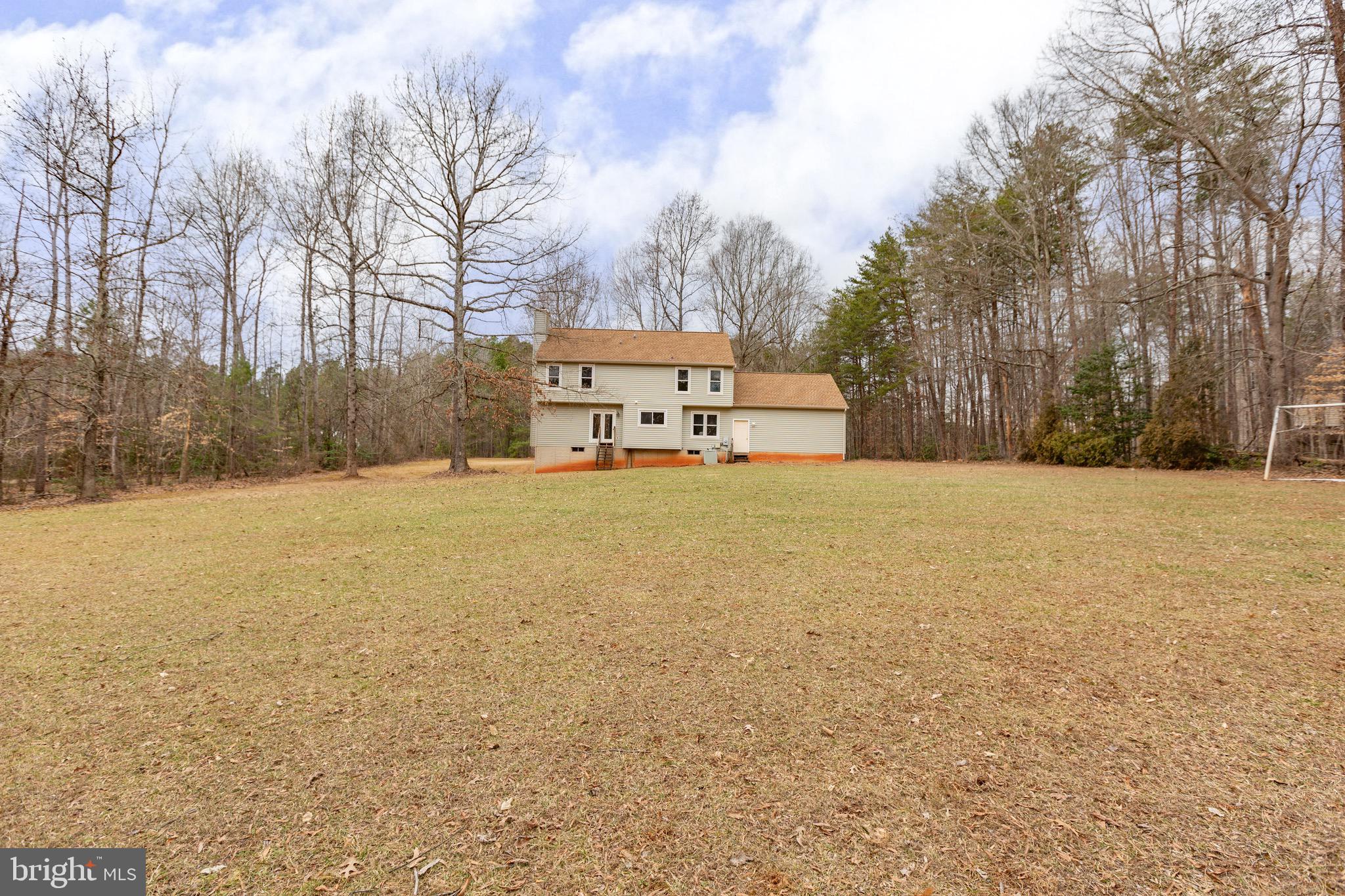 SIX LAKES WEST - Residential