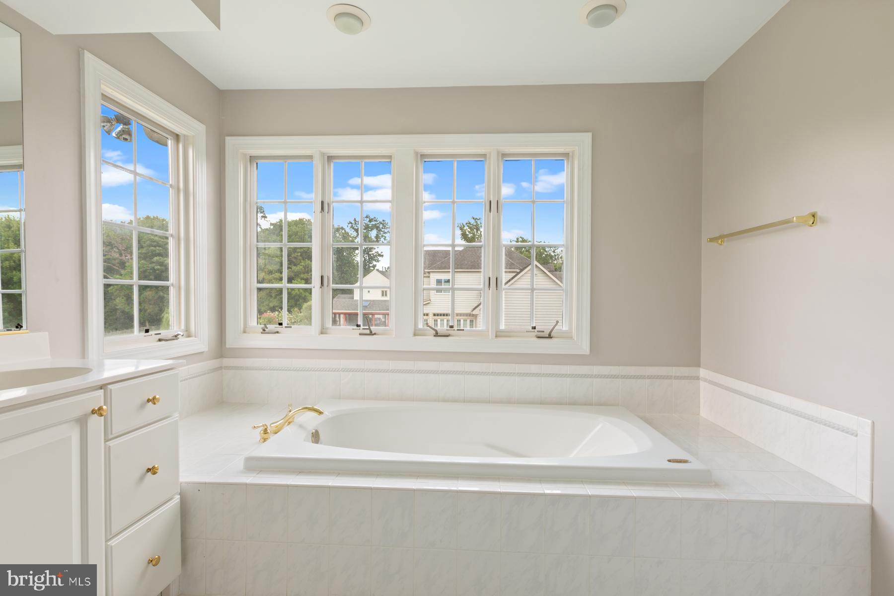 GAITHER HUNT - Residential