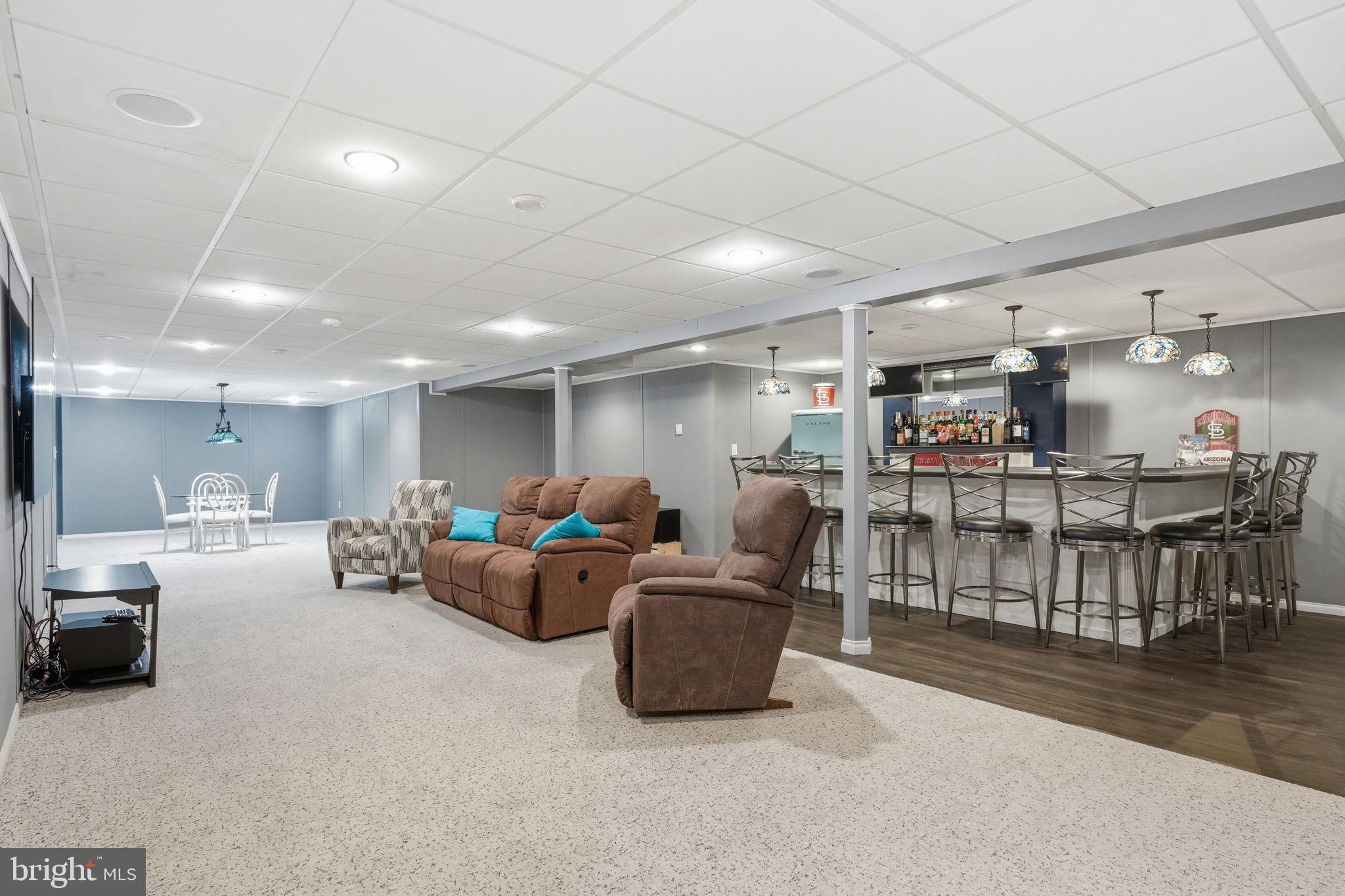 EAGLES NEST - Residential