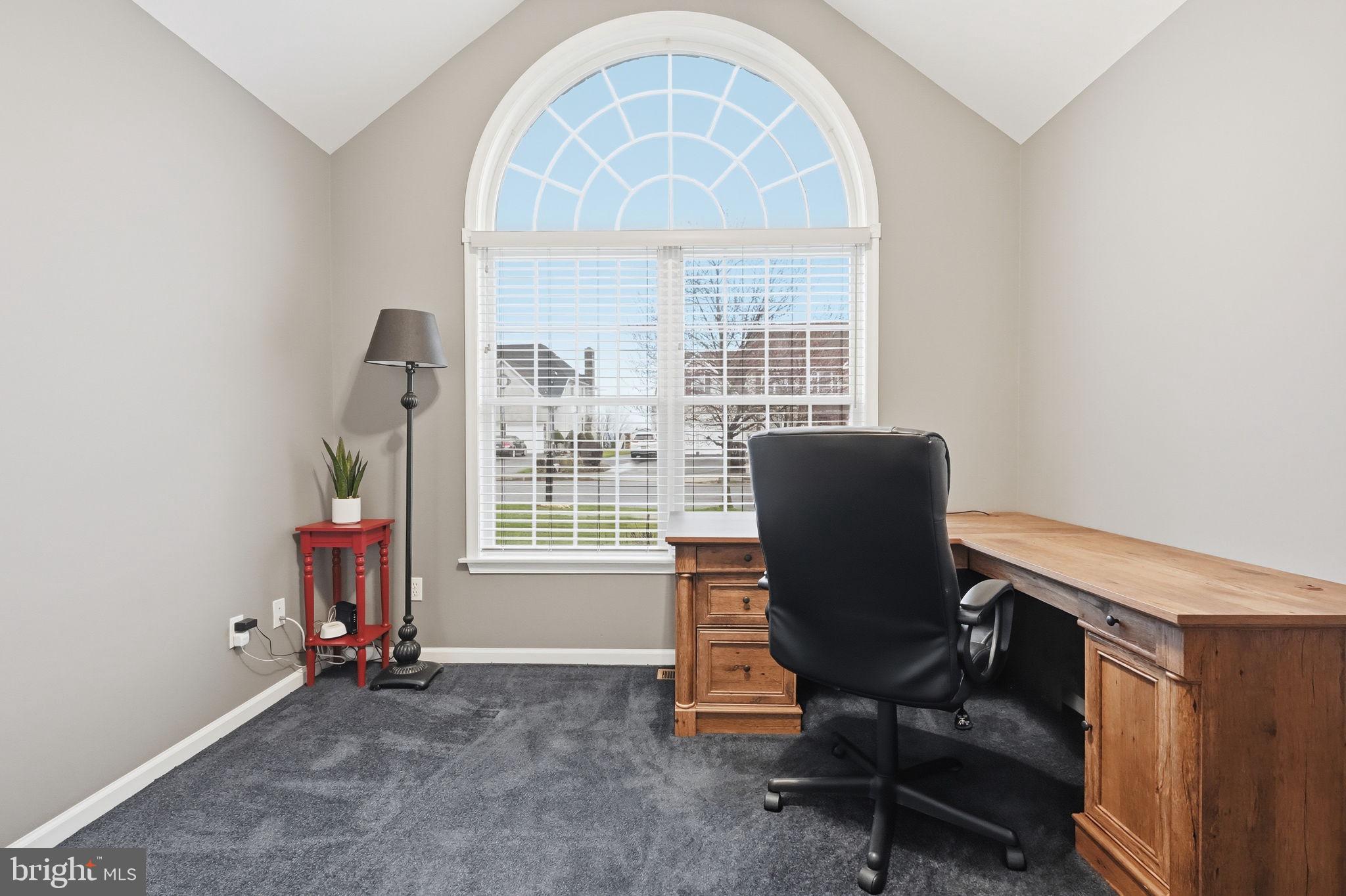 EAGLES NEST - Residential