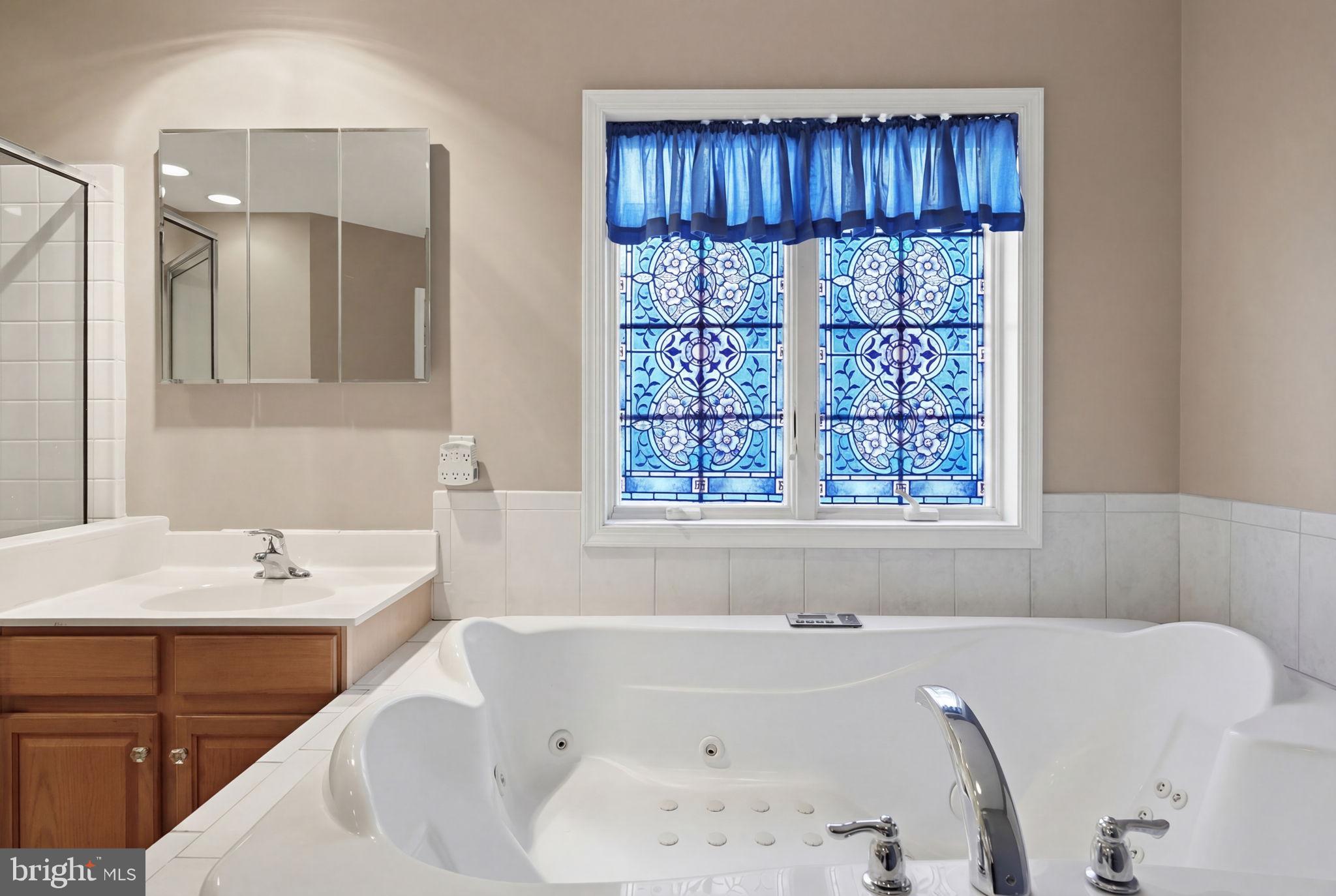 EAGLES NEST - Residential