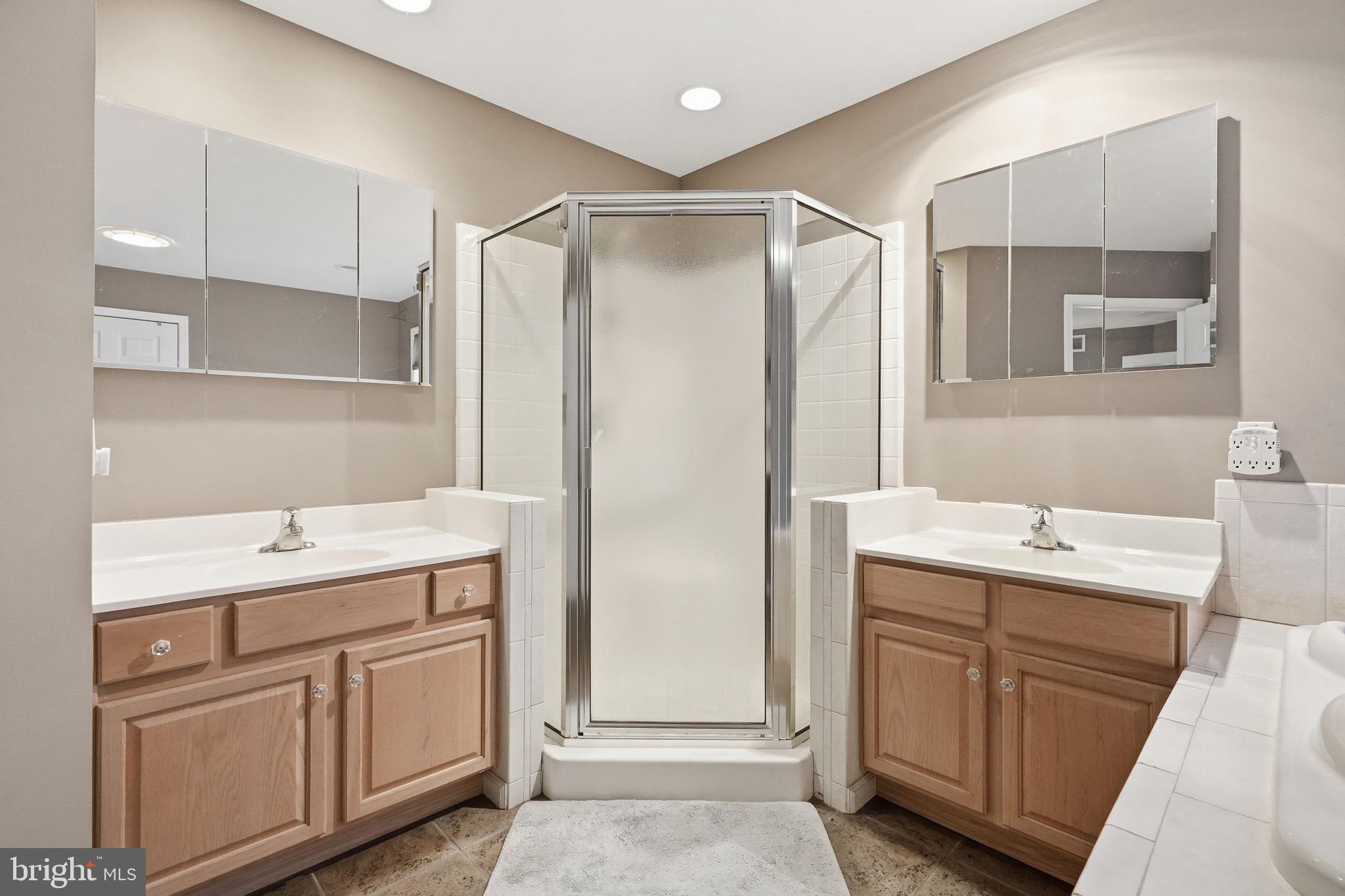 EAGLES NEST - Residential