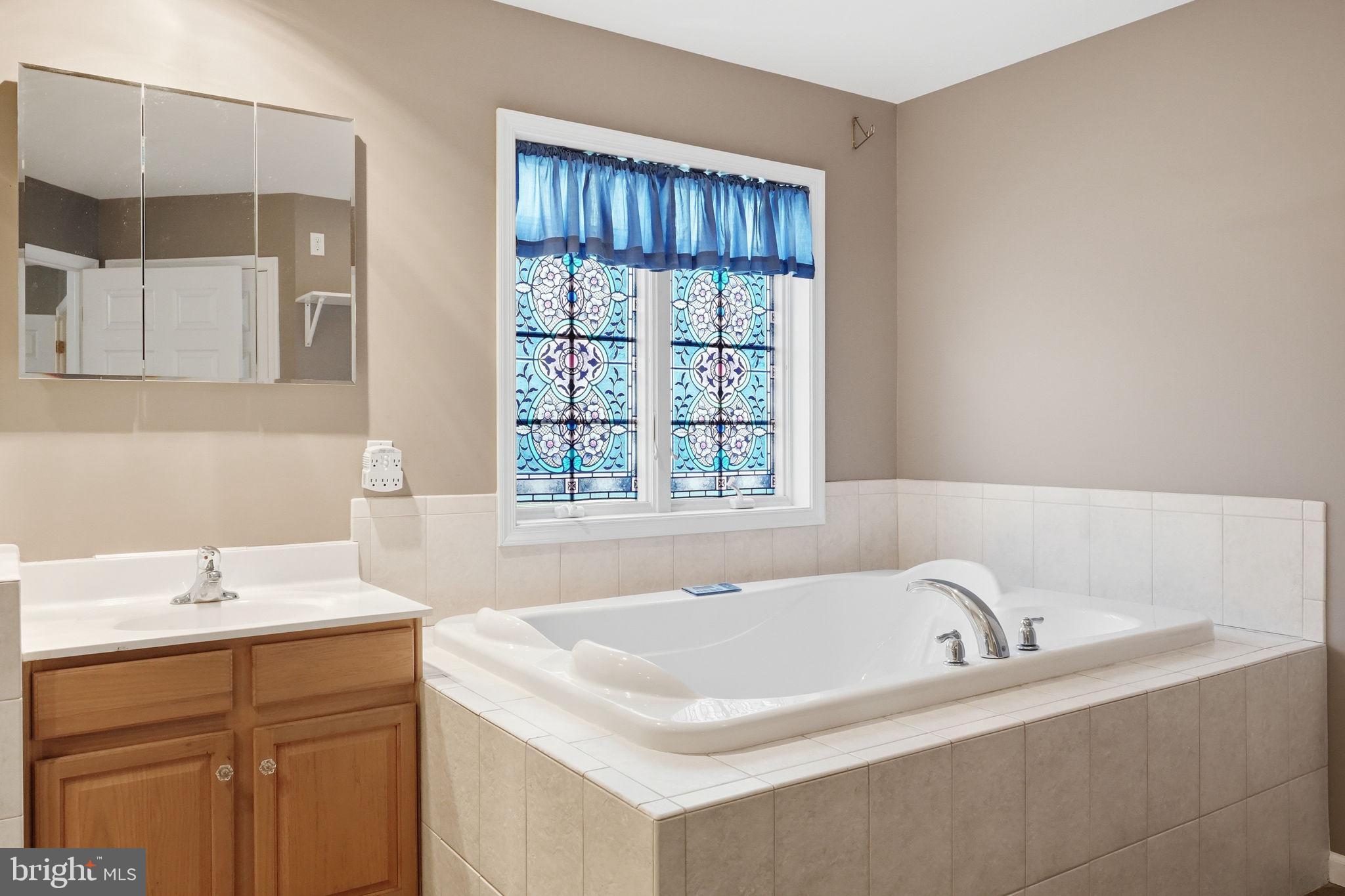 EAGLES NEST - Residential