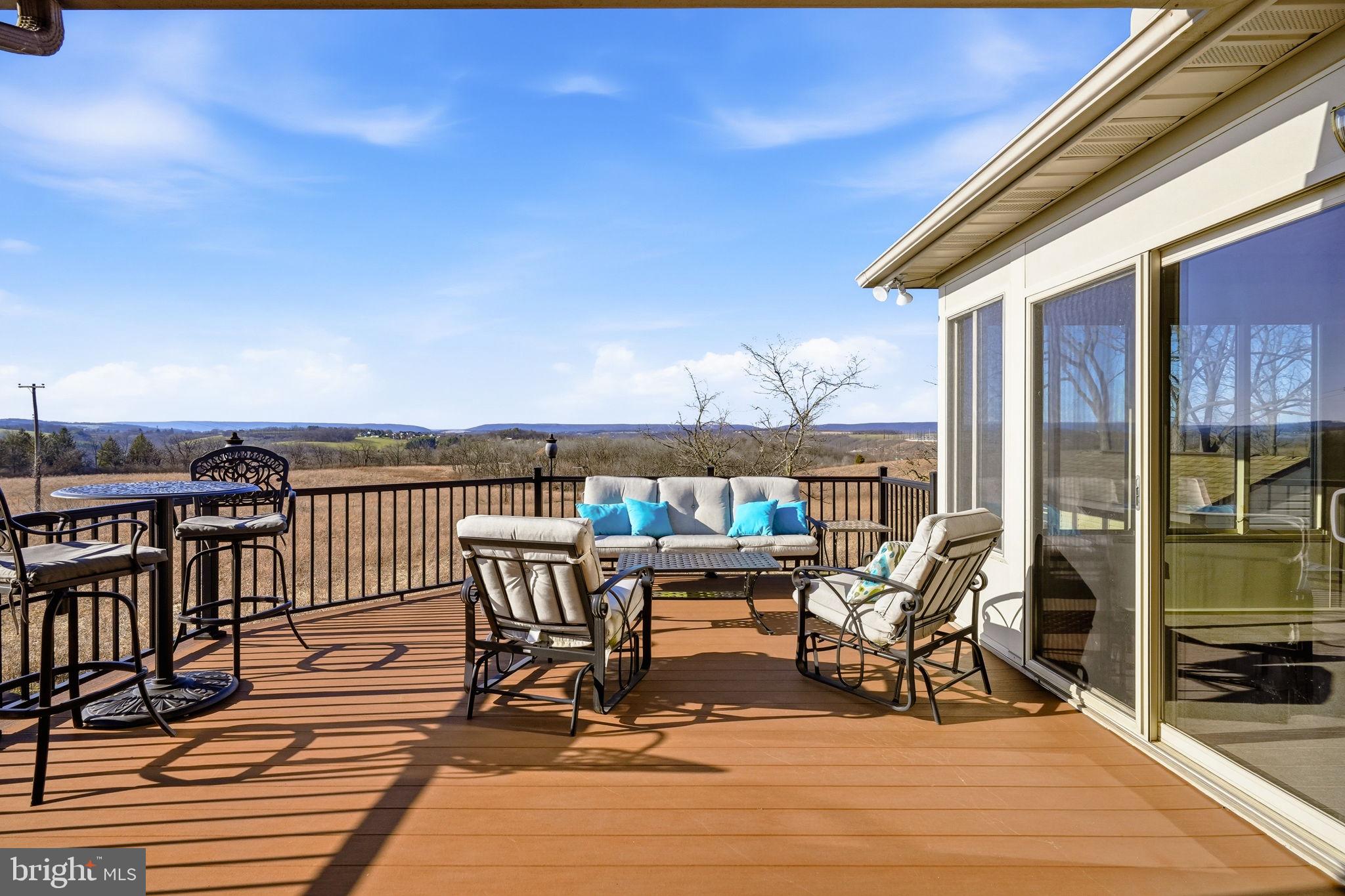 EAGLES NEST - Residential