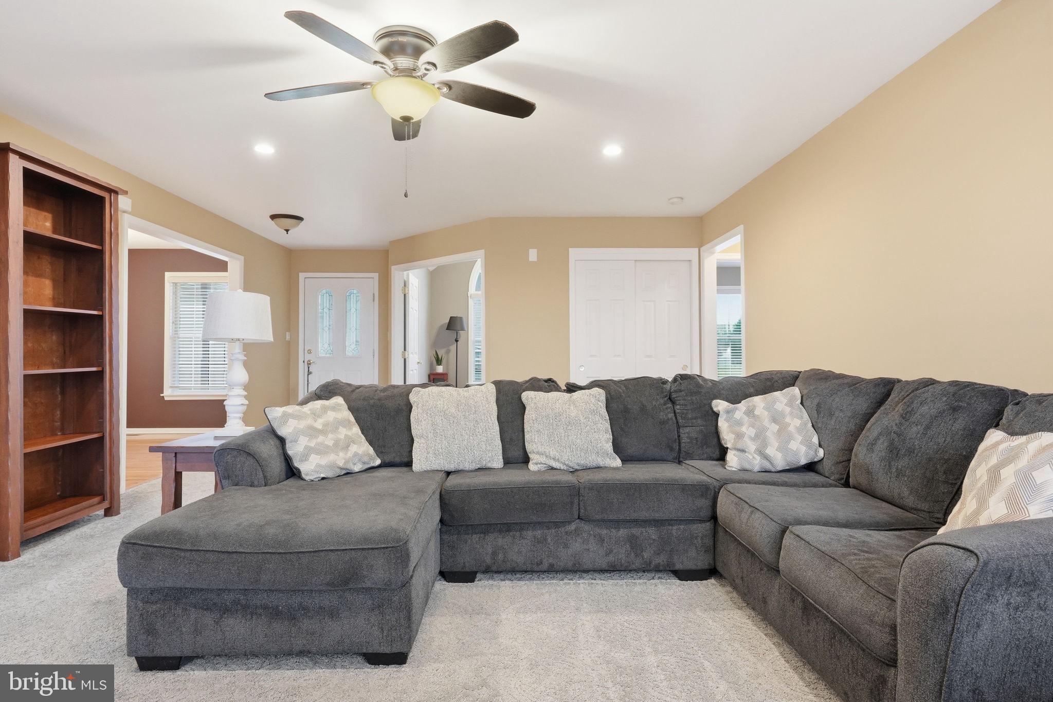 EAGLES NEST - Residential