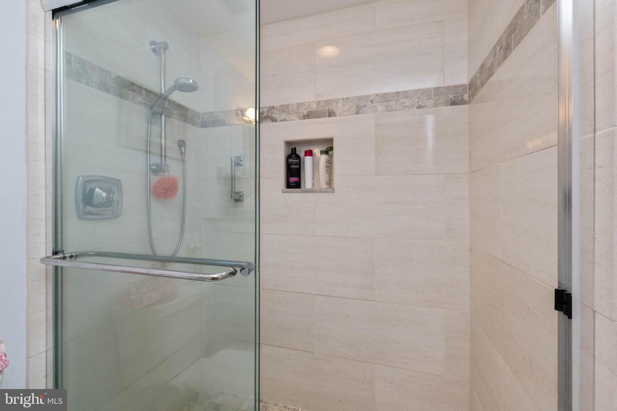 CROSS KEYS - Residential