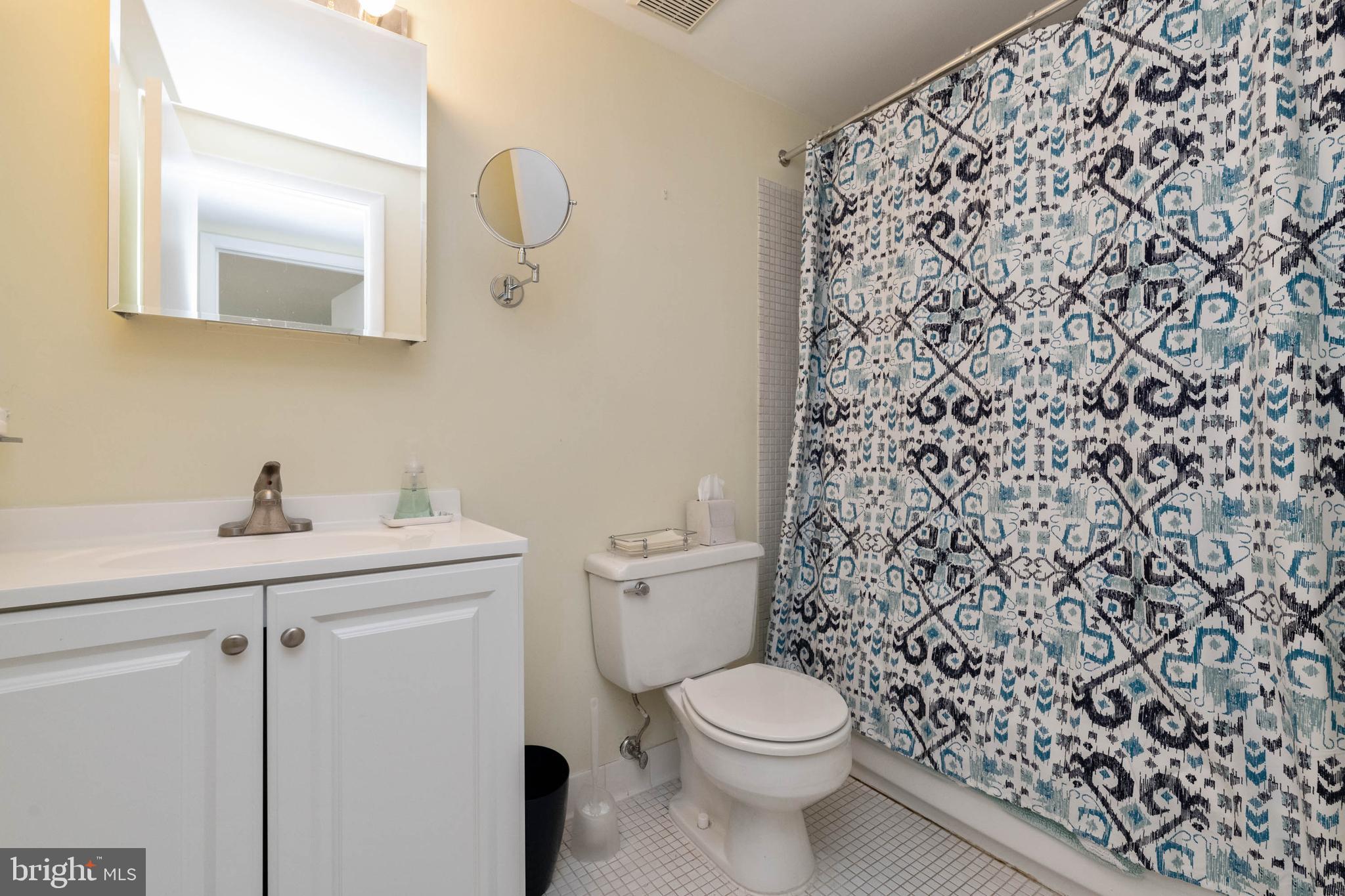 CROSS KEYS - Residential