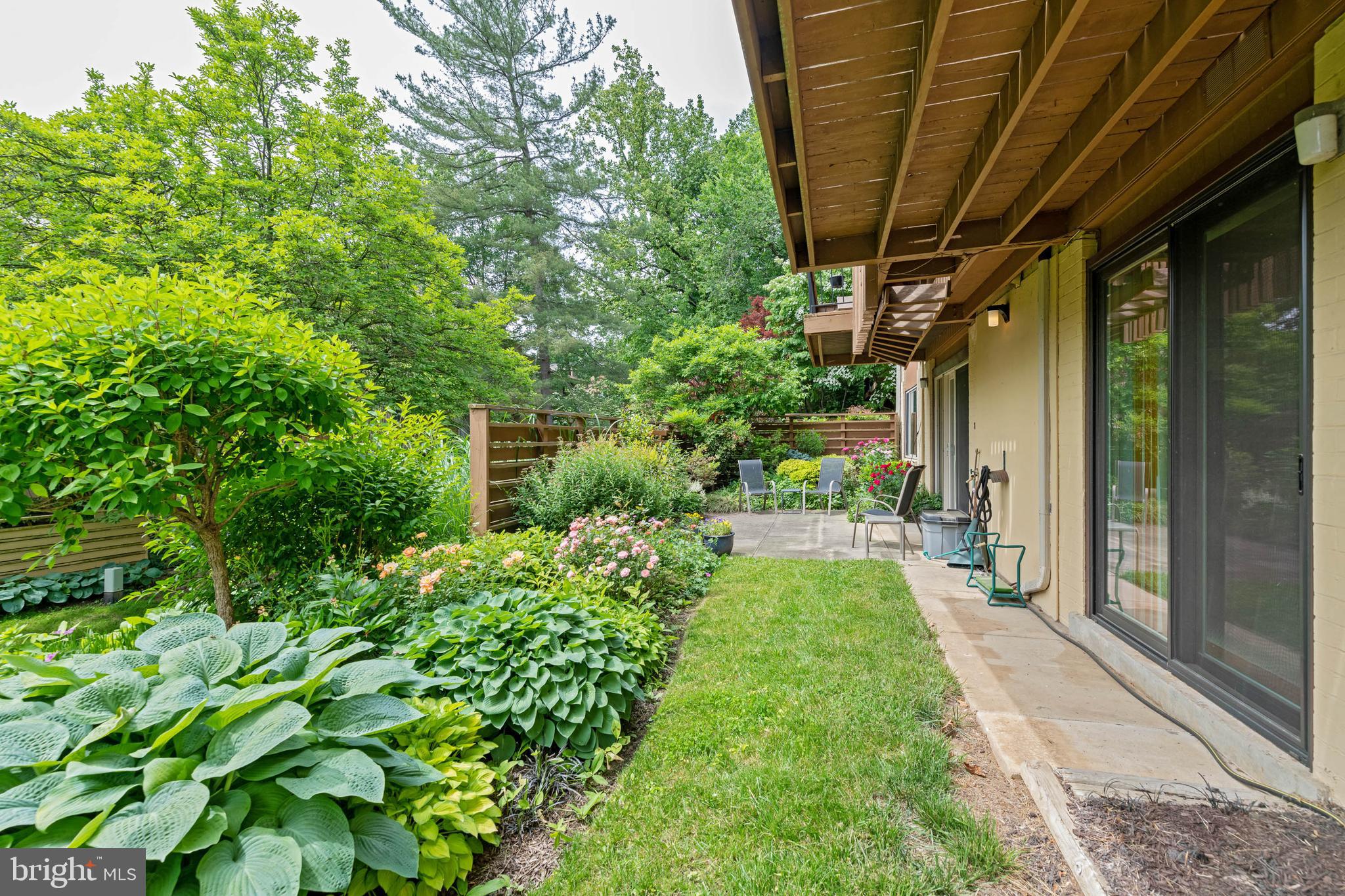 CROSS KEYS - Residential