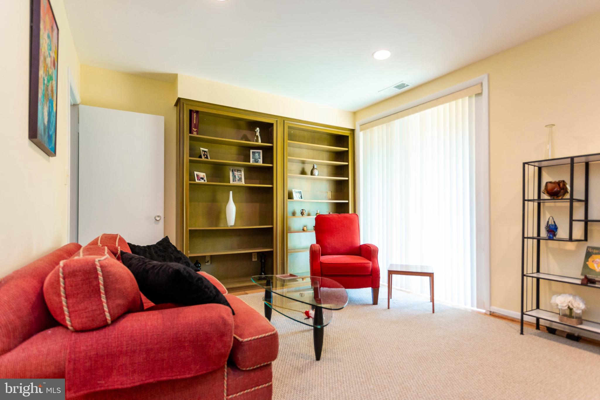 CROSS KEYS - Residential