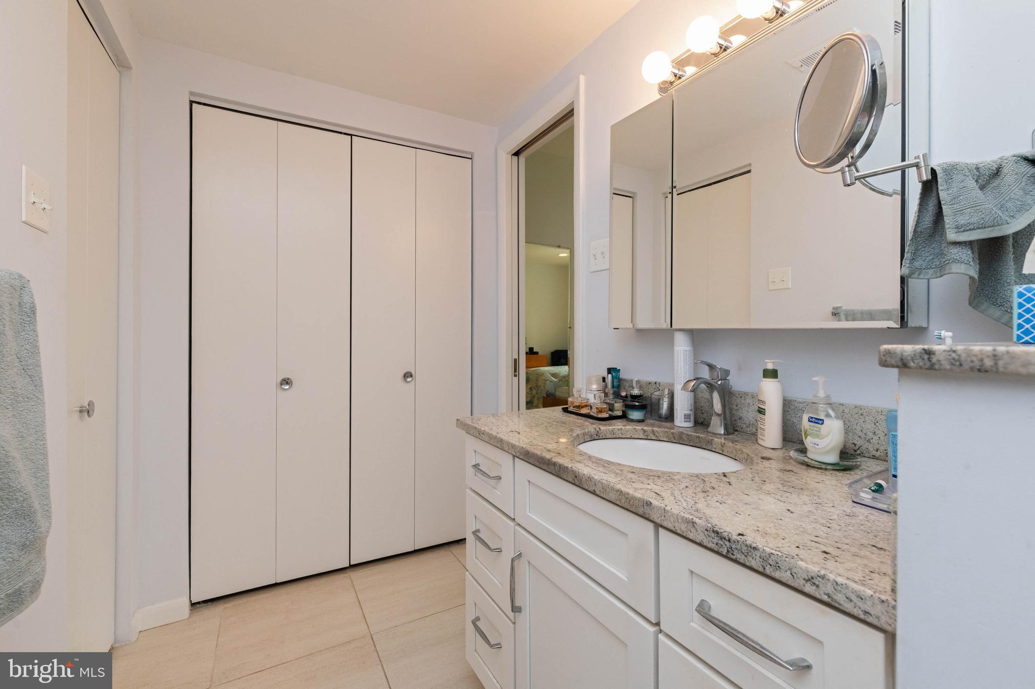 CROSS KEYS - Residential