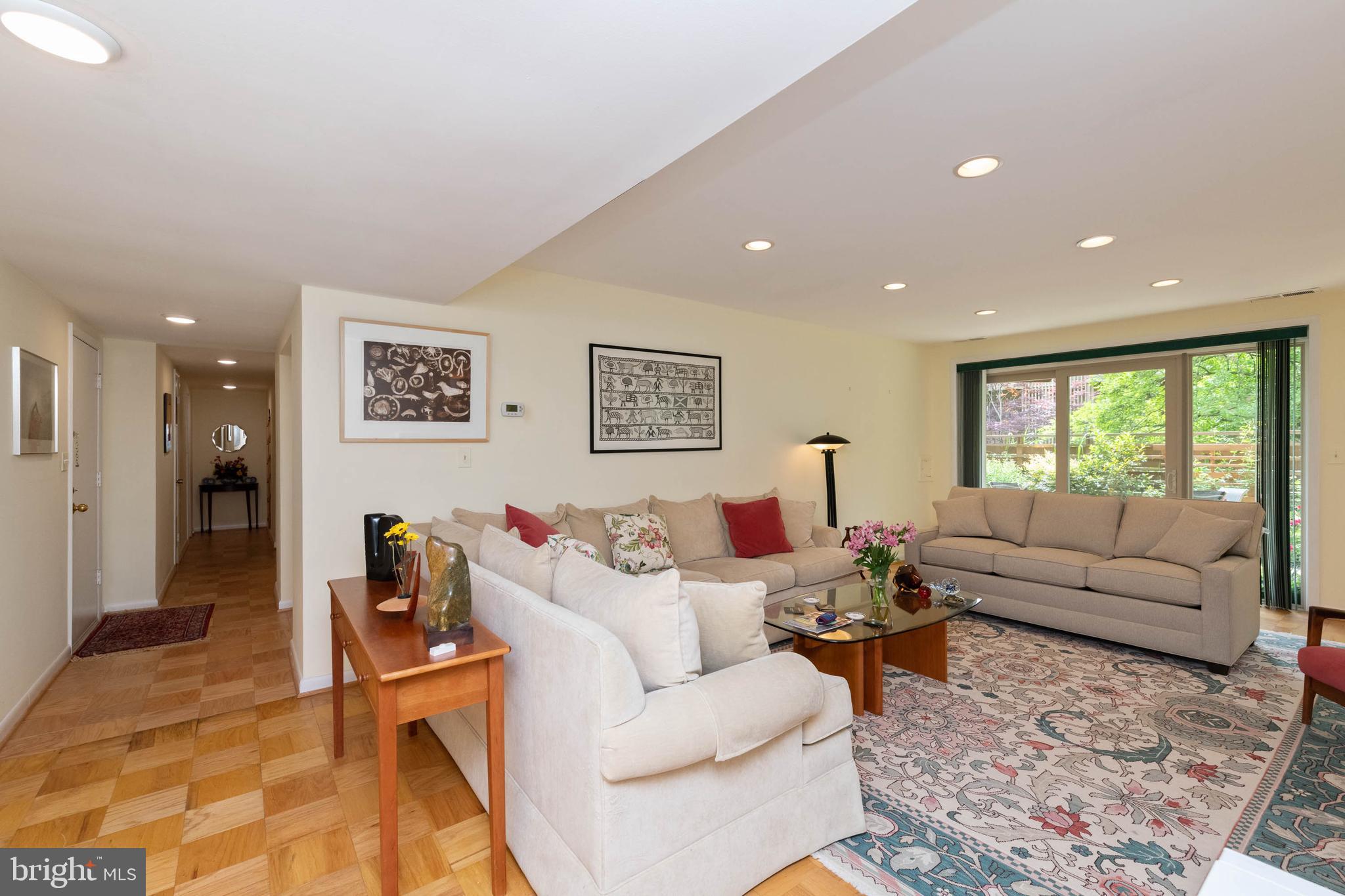 CROSS KEYS - Residential