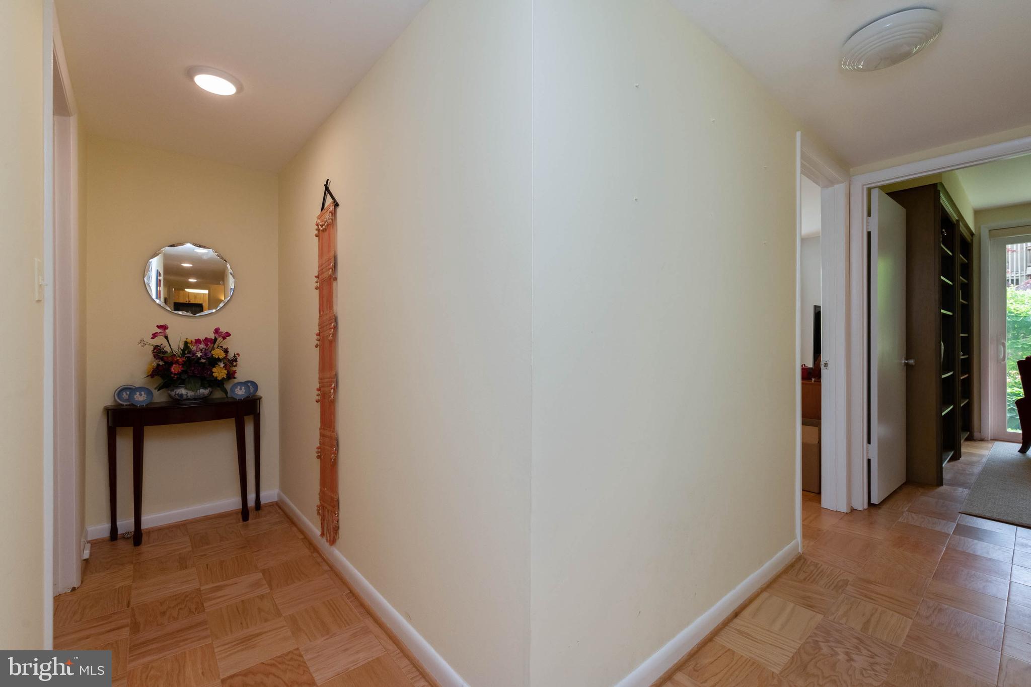 CROSS KEYS - Residential