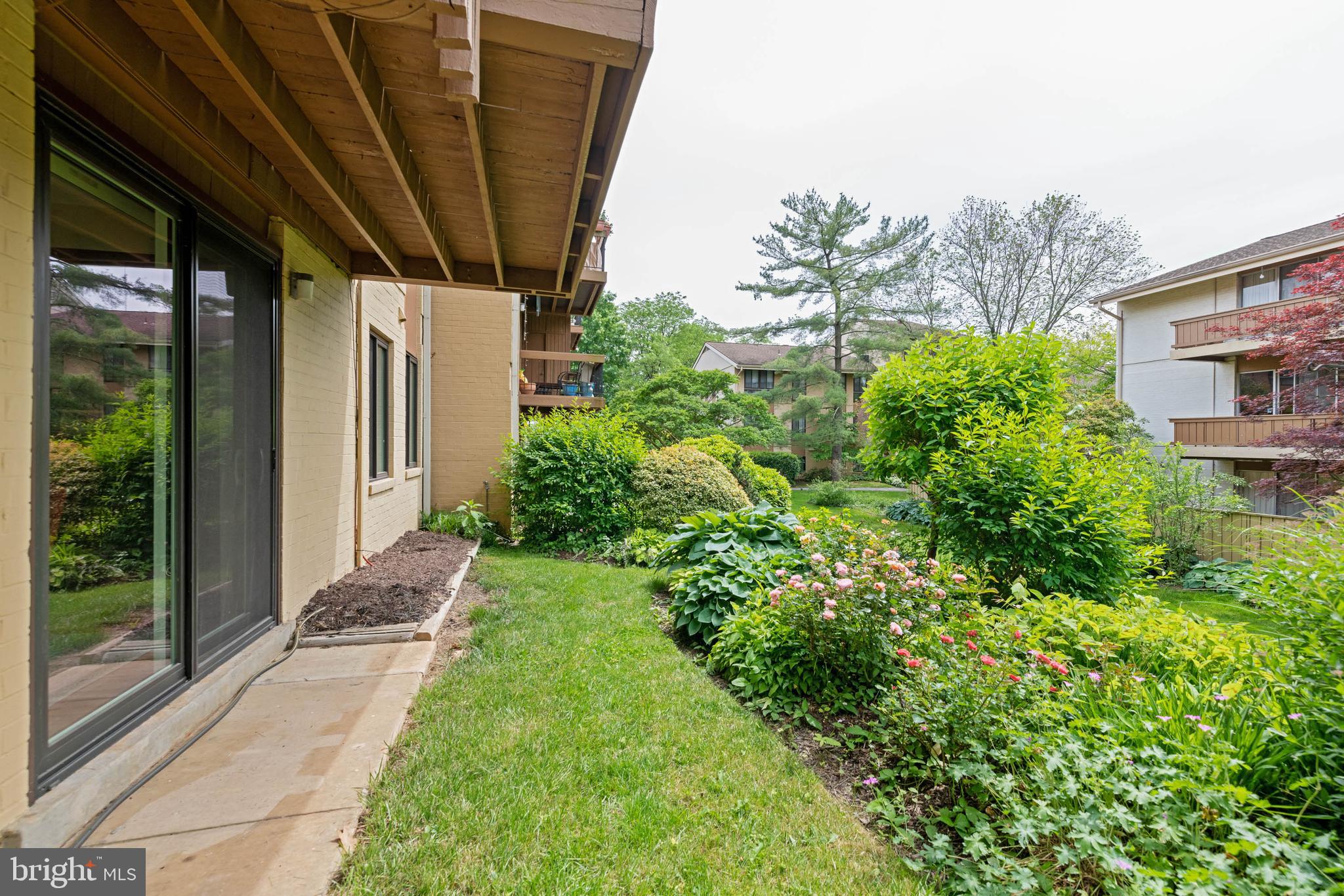 CROSS KEYS - Residential