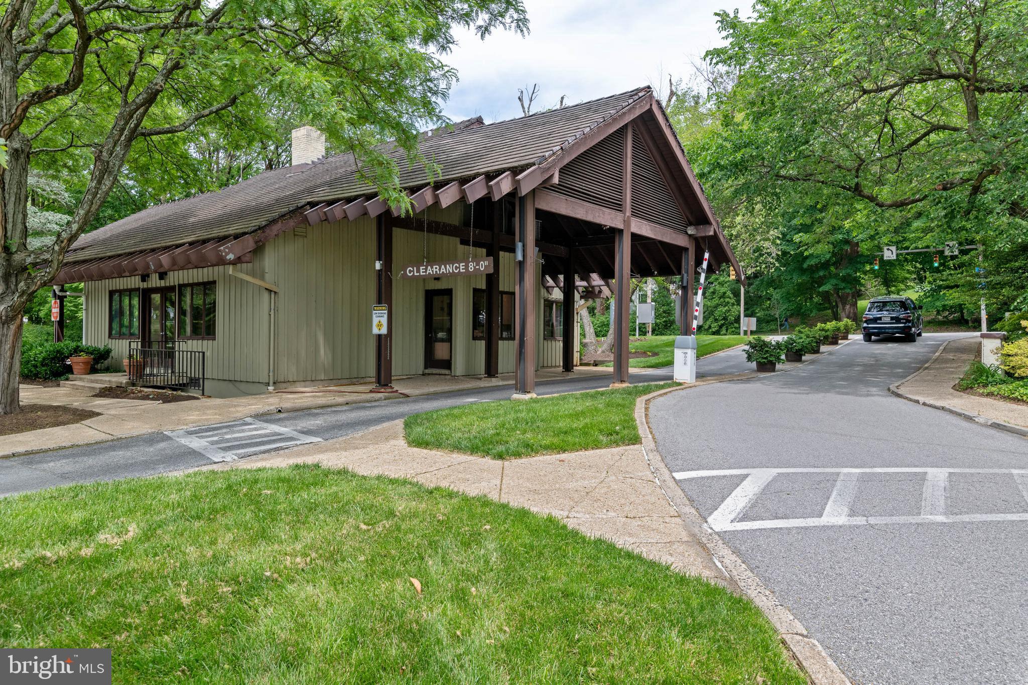 CROSS KEYS - Residential