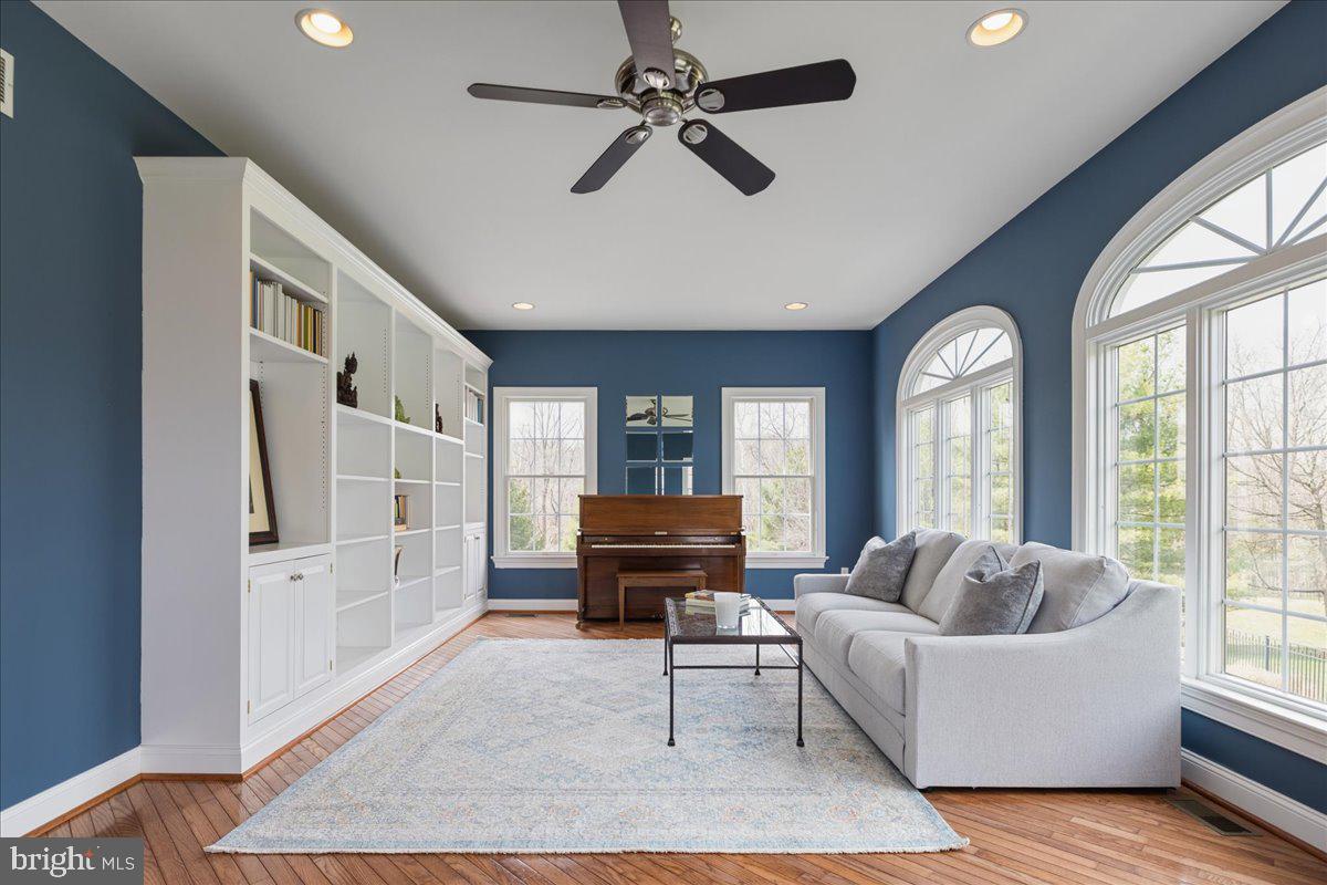 CEDARBROOK FARM - Residential