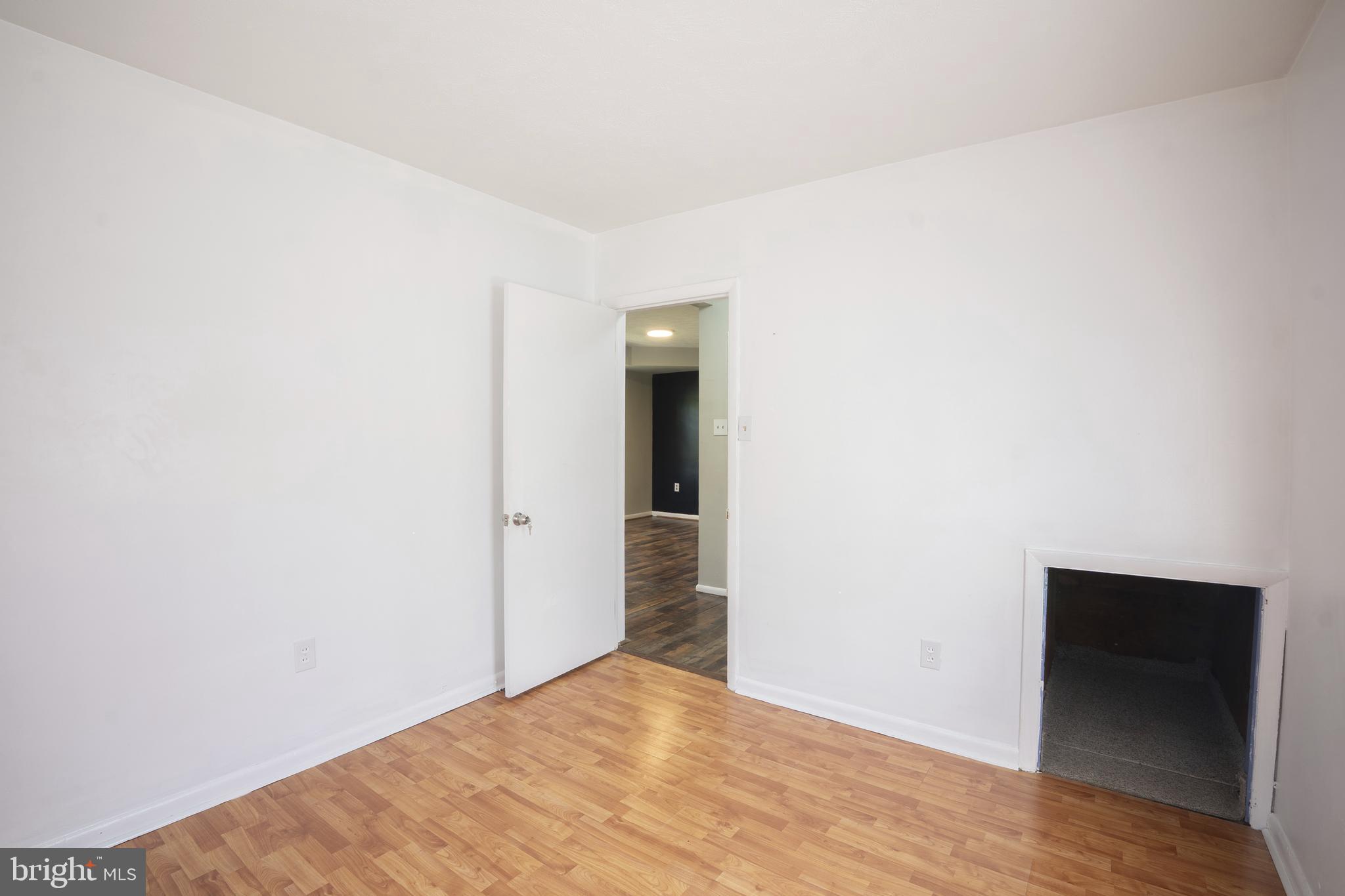 WEST SIDE - Residential