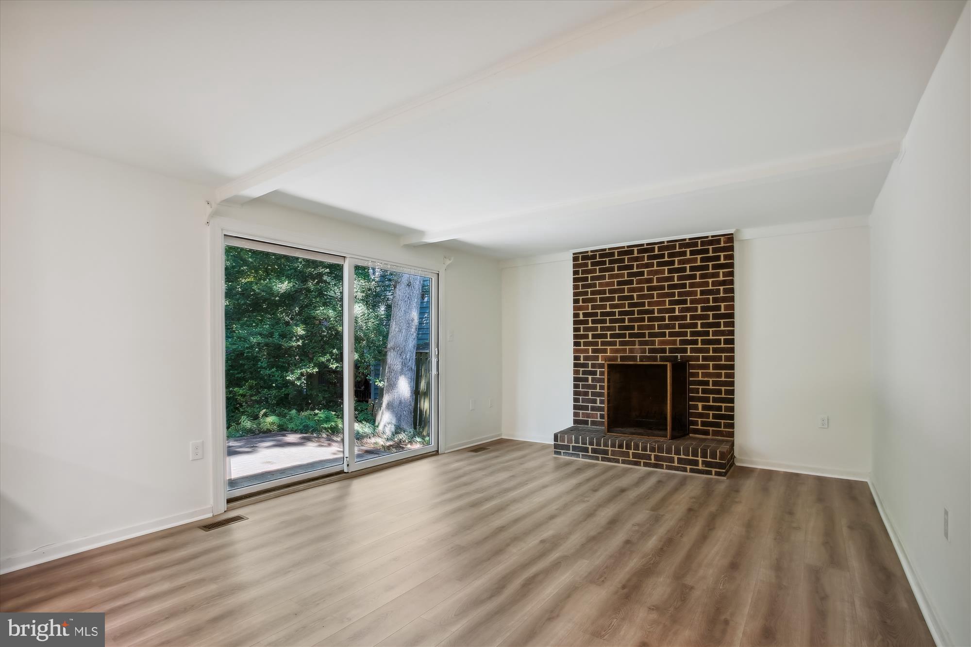 RESTON - Residential Lease