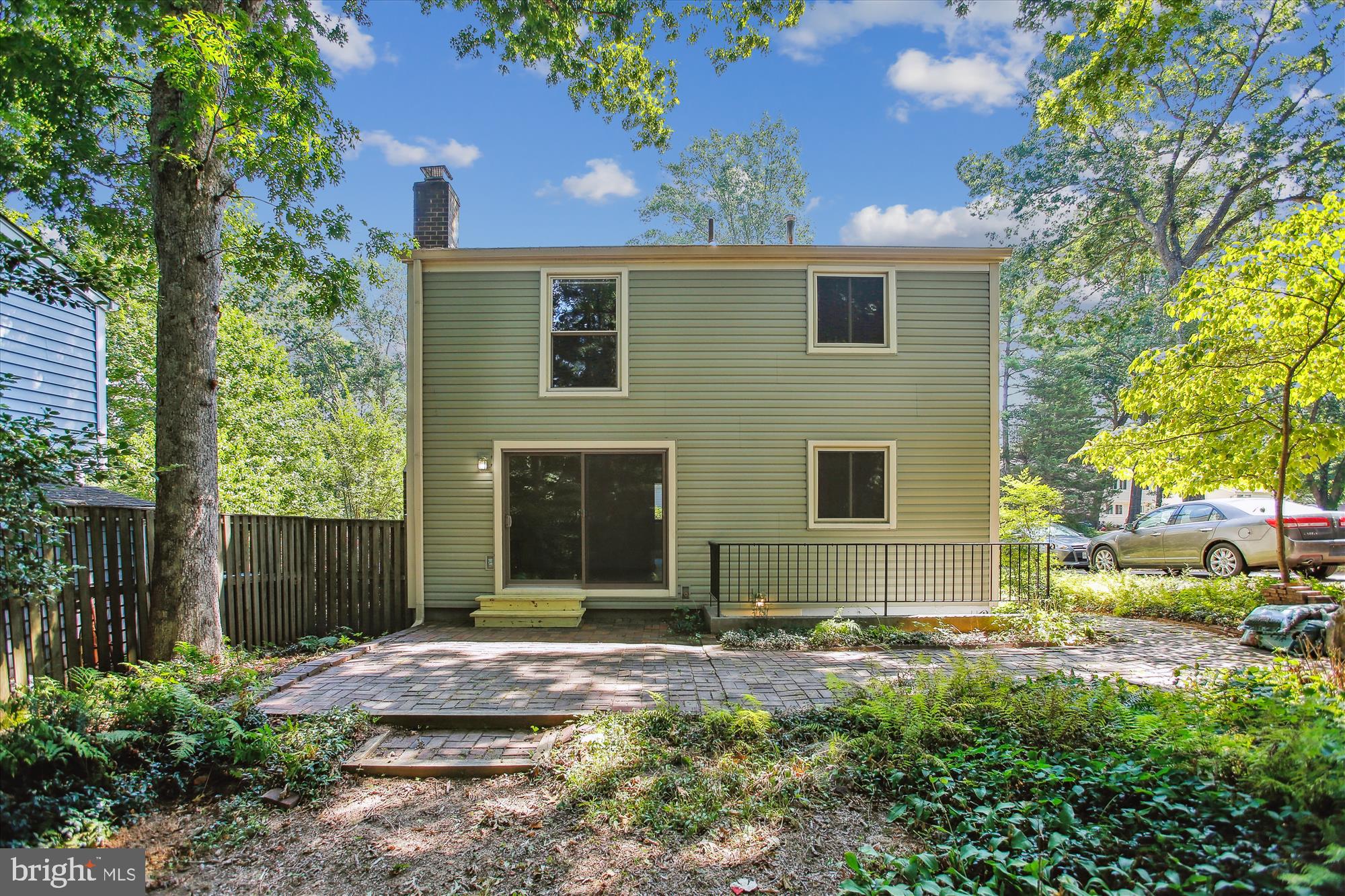 RESTON - Residential Lease