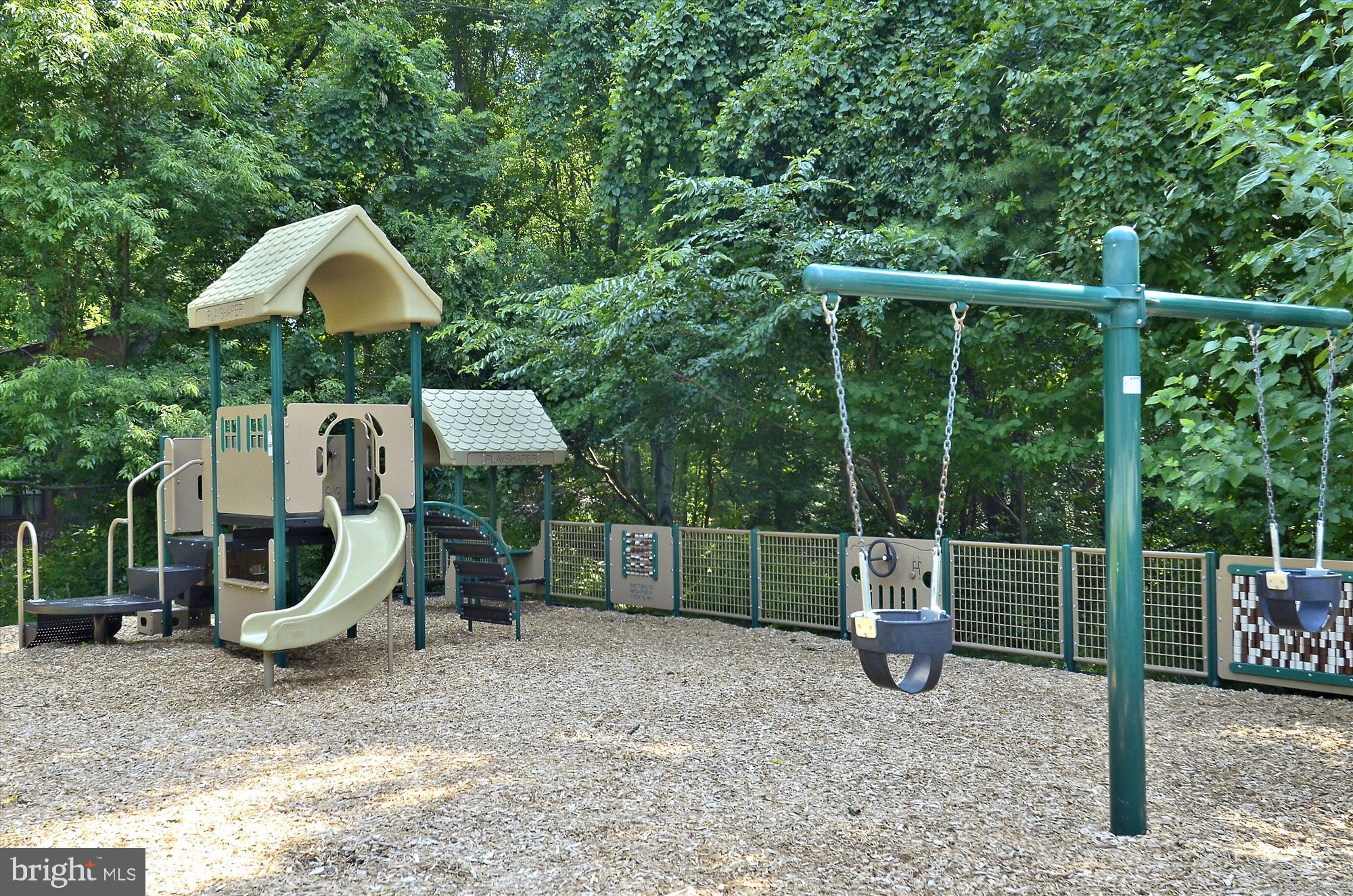 RESTON - Residential Lease