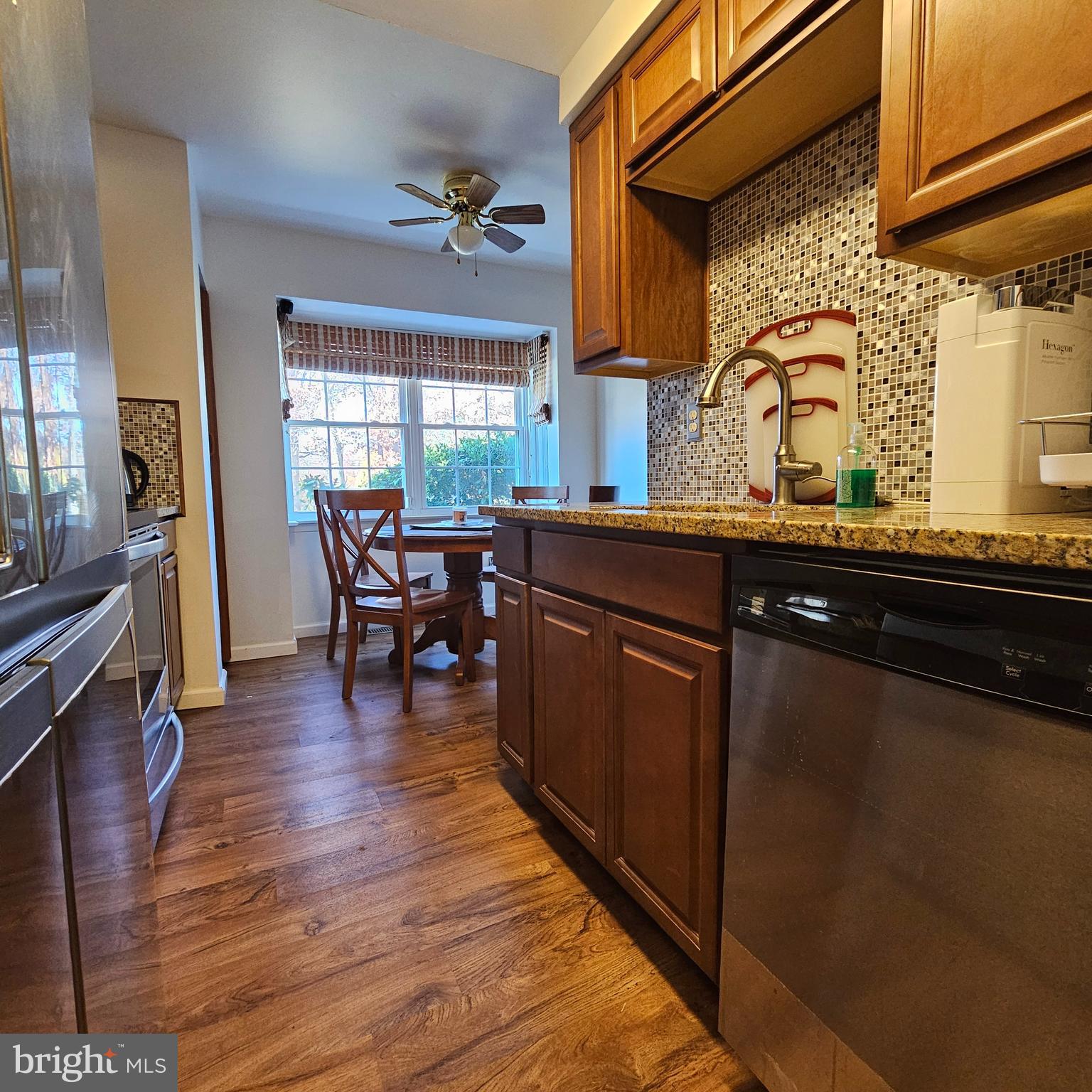 6924 WOODSTREAM LANE