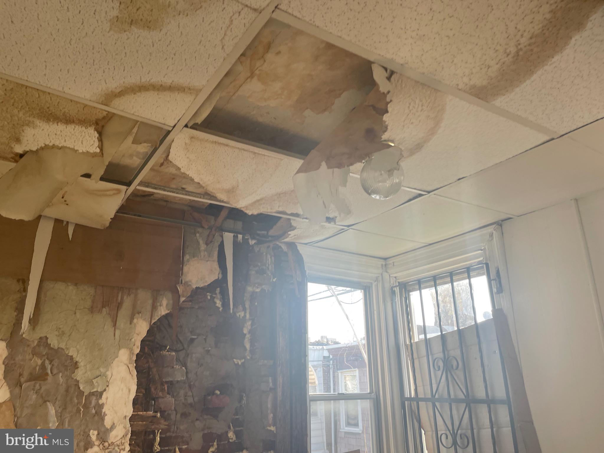 STRAWBERRY MANSION - Residential