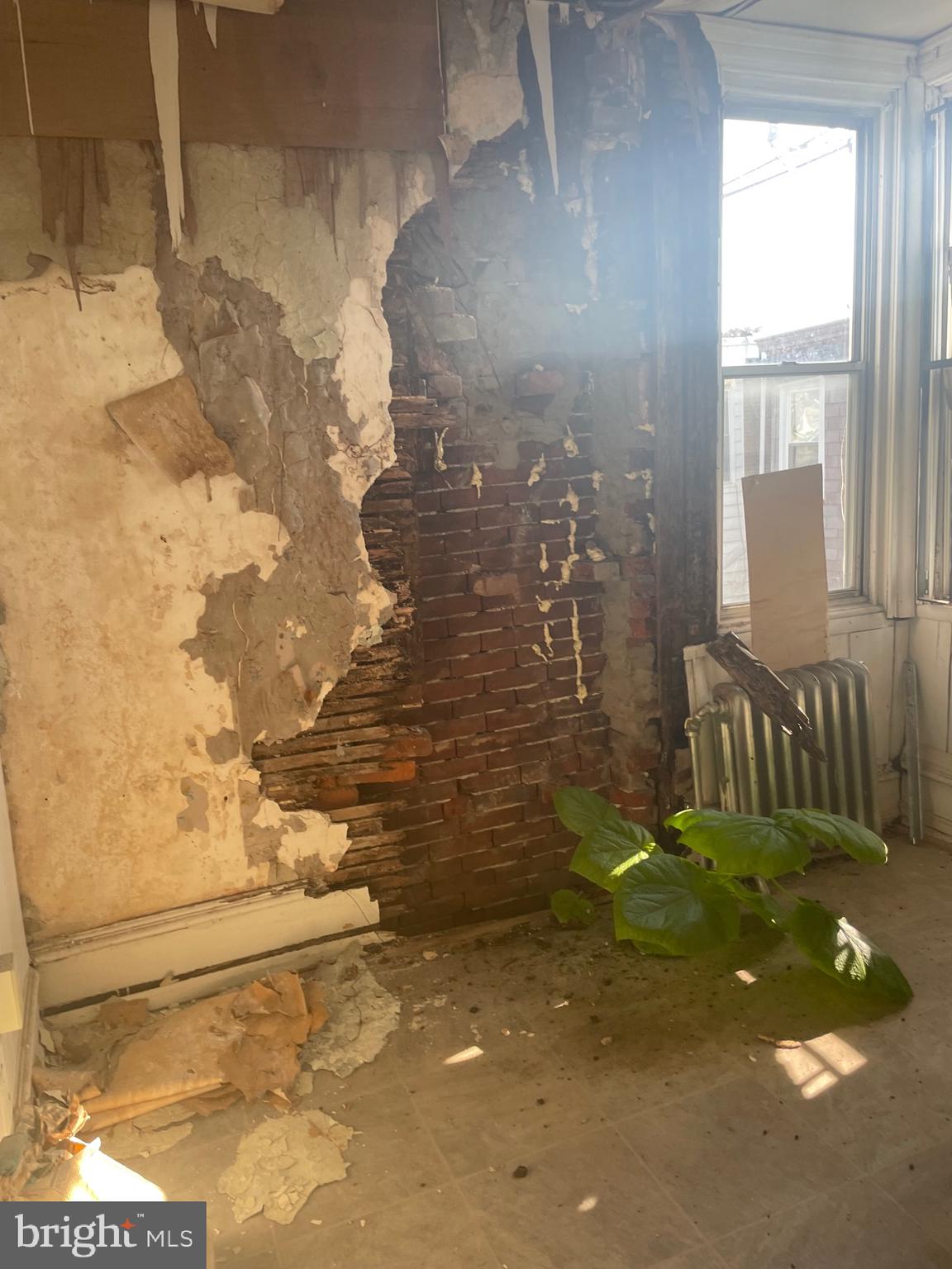 STRAWBERRY MANSION - Residential