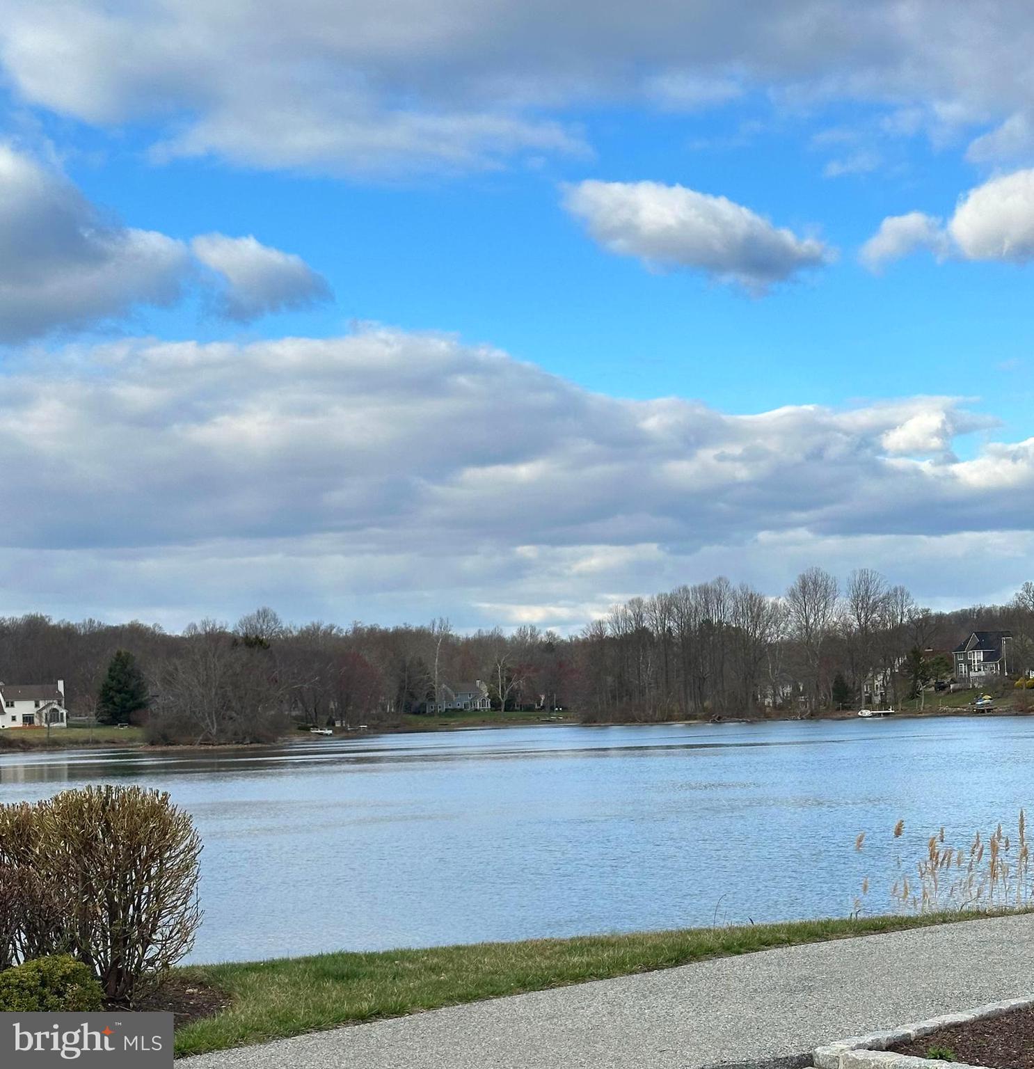 SOMERSET LAKE - Residential