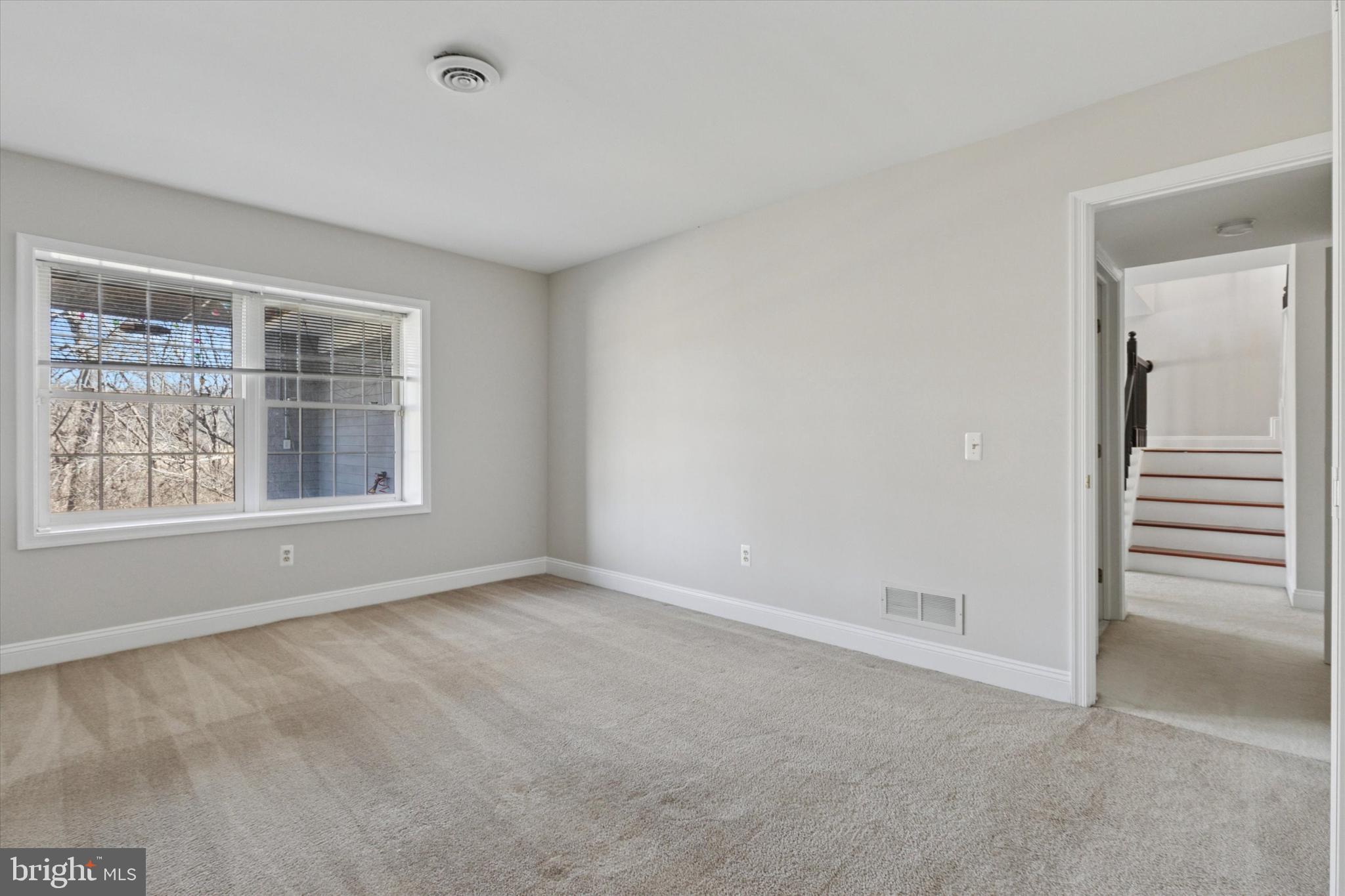 SOMERSET LAKE - Residential