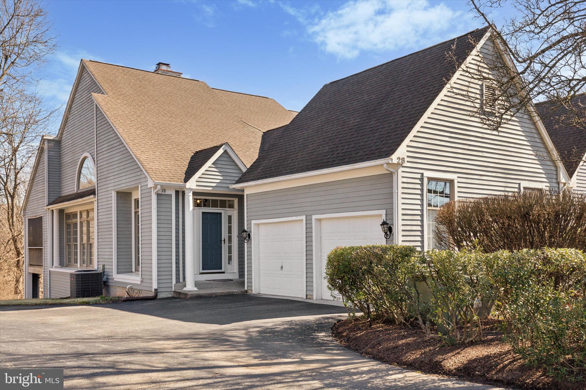 SOMERSET LAKE - Residential