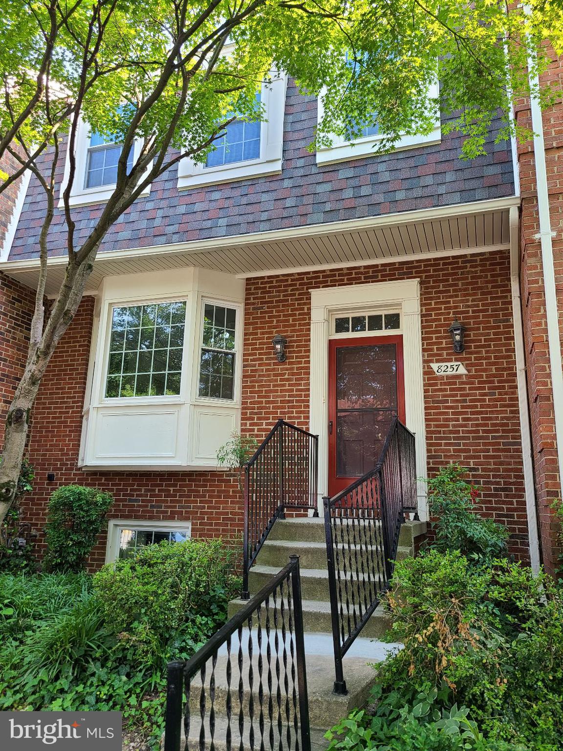 HUNTINGTON AT MT VERNON - Residential