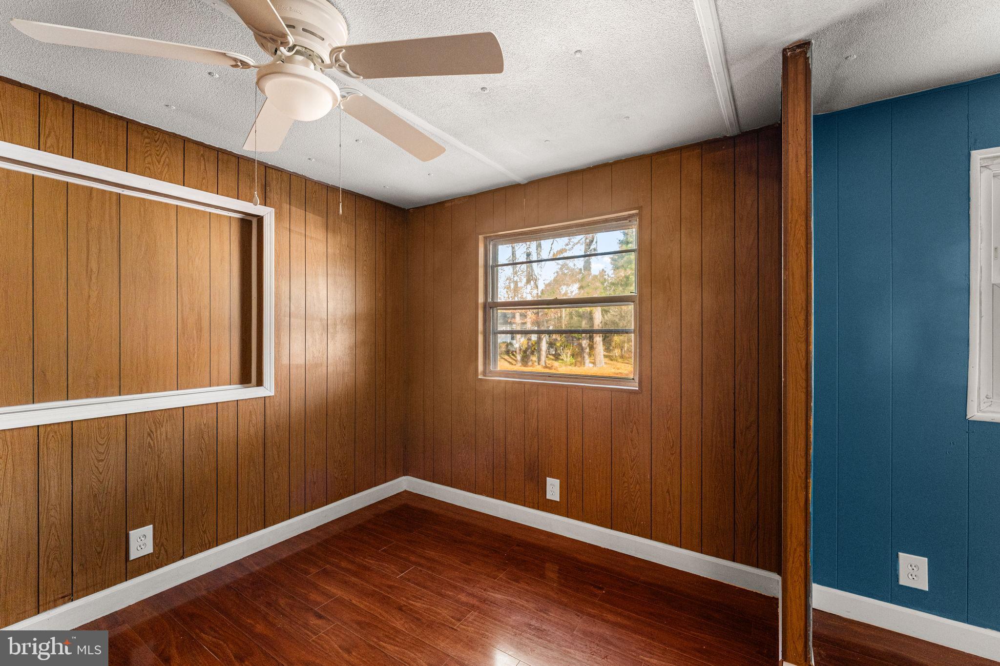 GENERAL PARKER SHORES - Residential