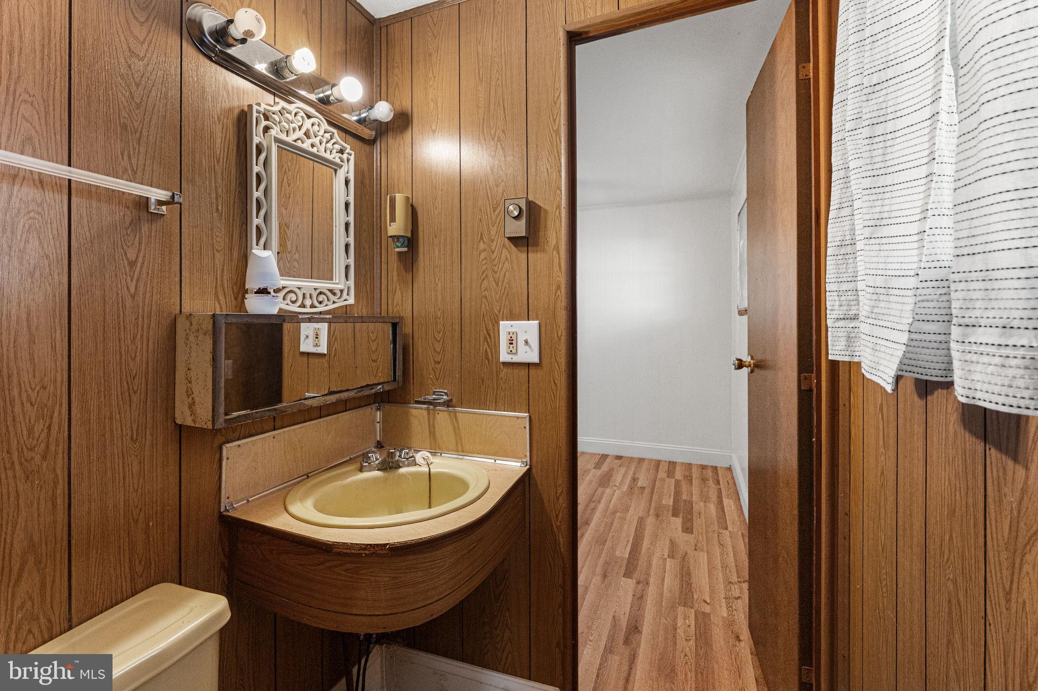 GENERAL PARKER SHORES - Residential