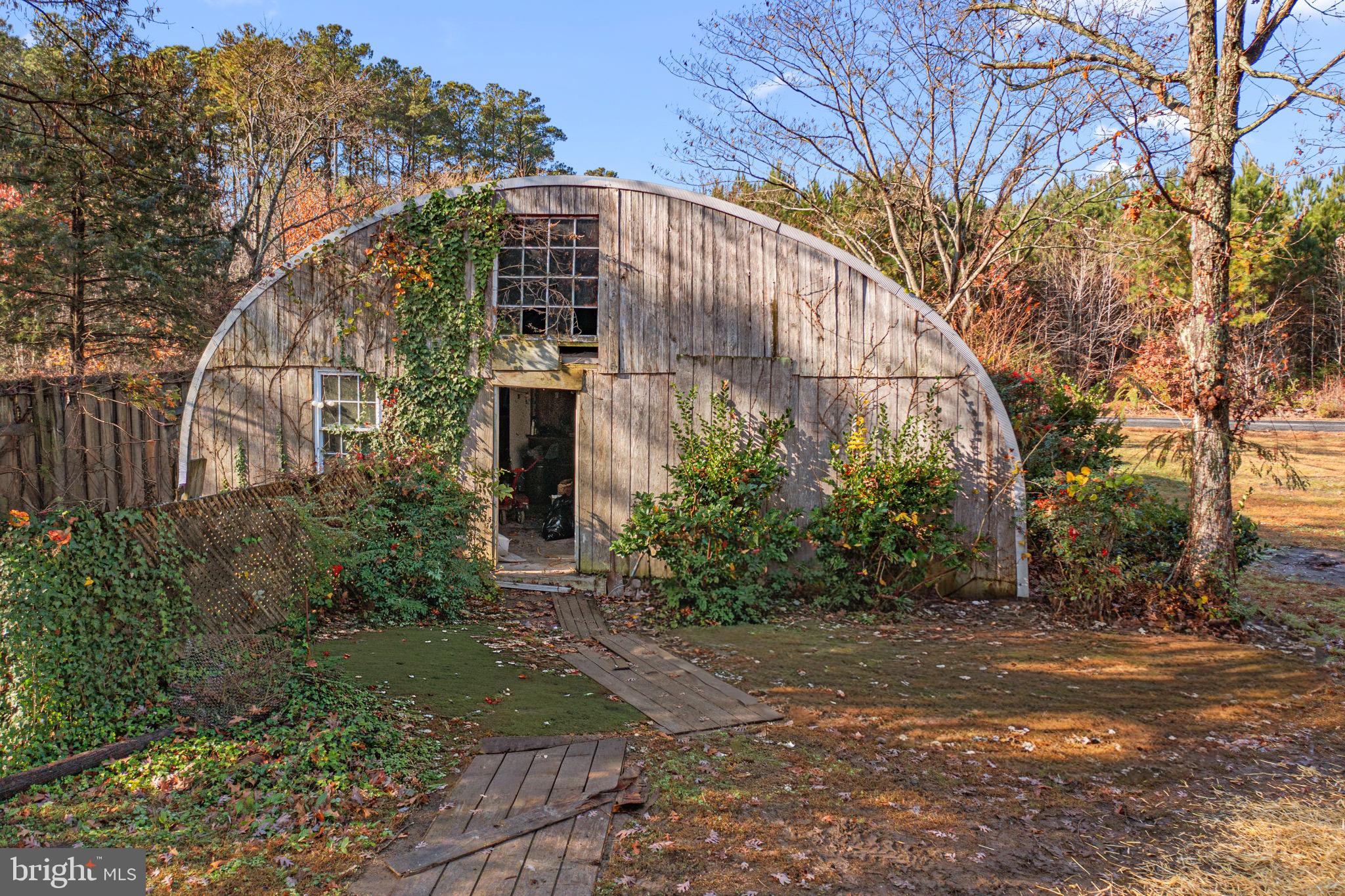 GENERAL PARKER SHORES - Residential