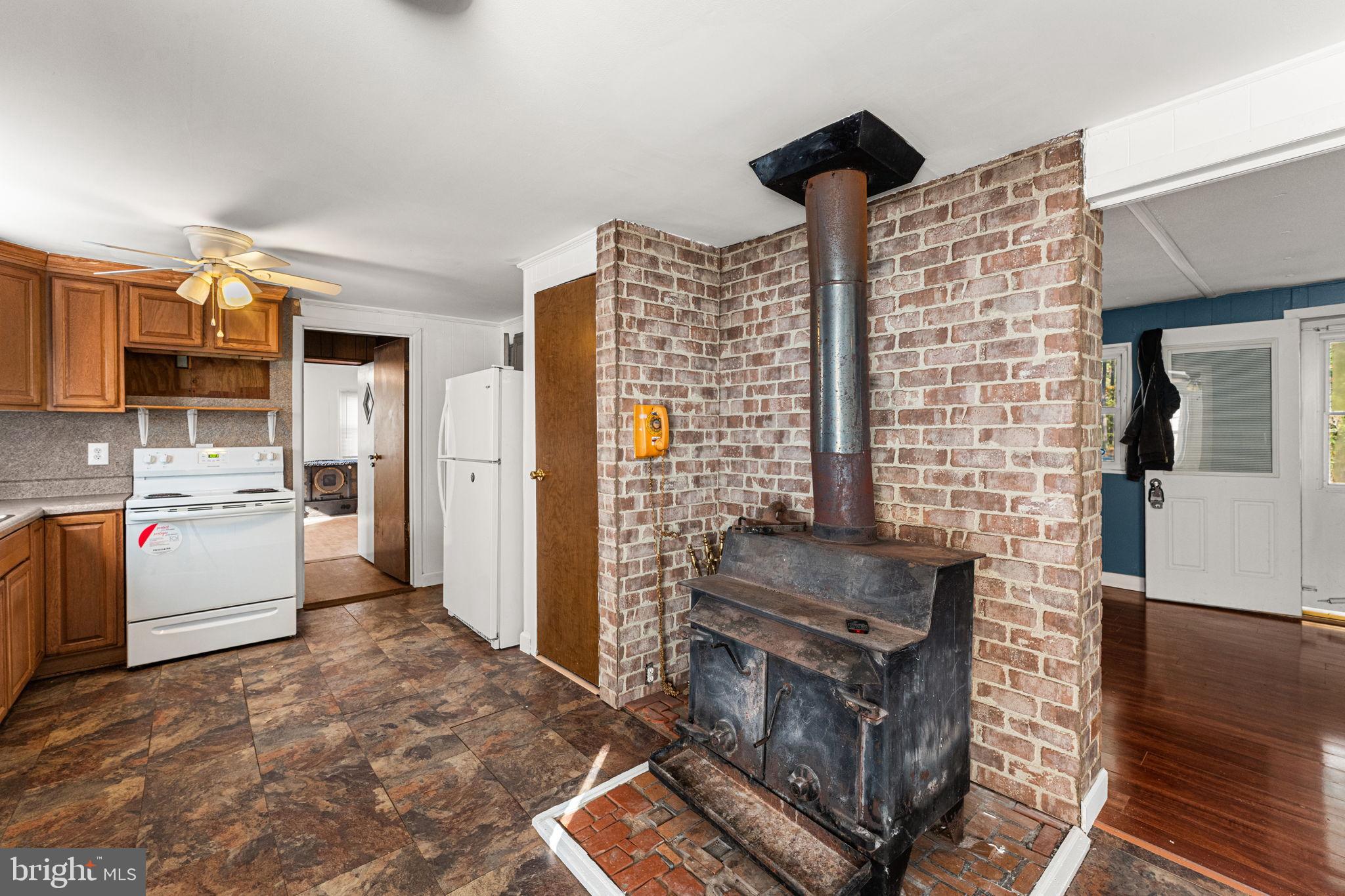 GENERAL PARKER SHORES - Residential