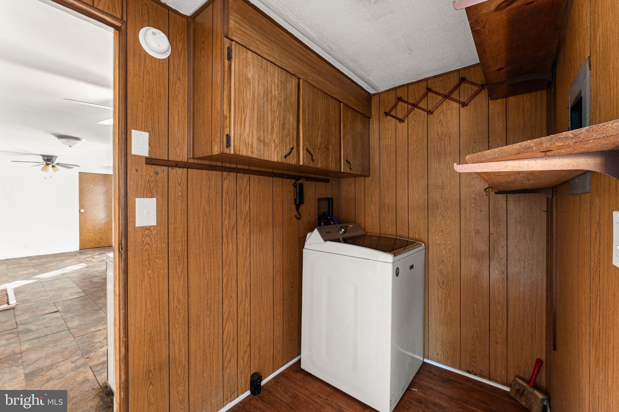 GENERAL PARKER SHORES - Residential