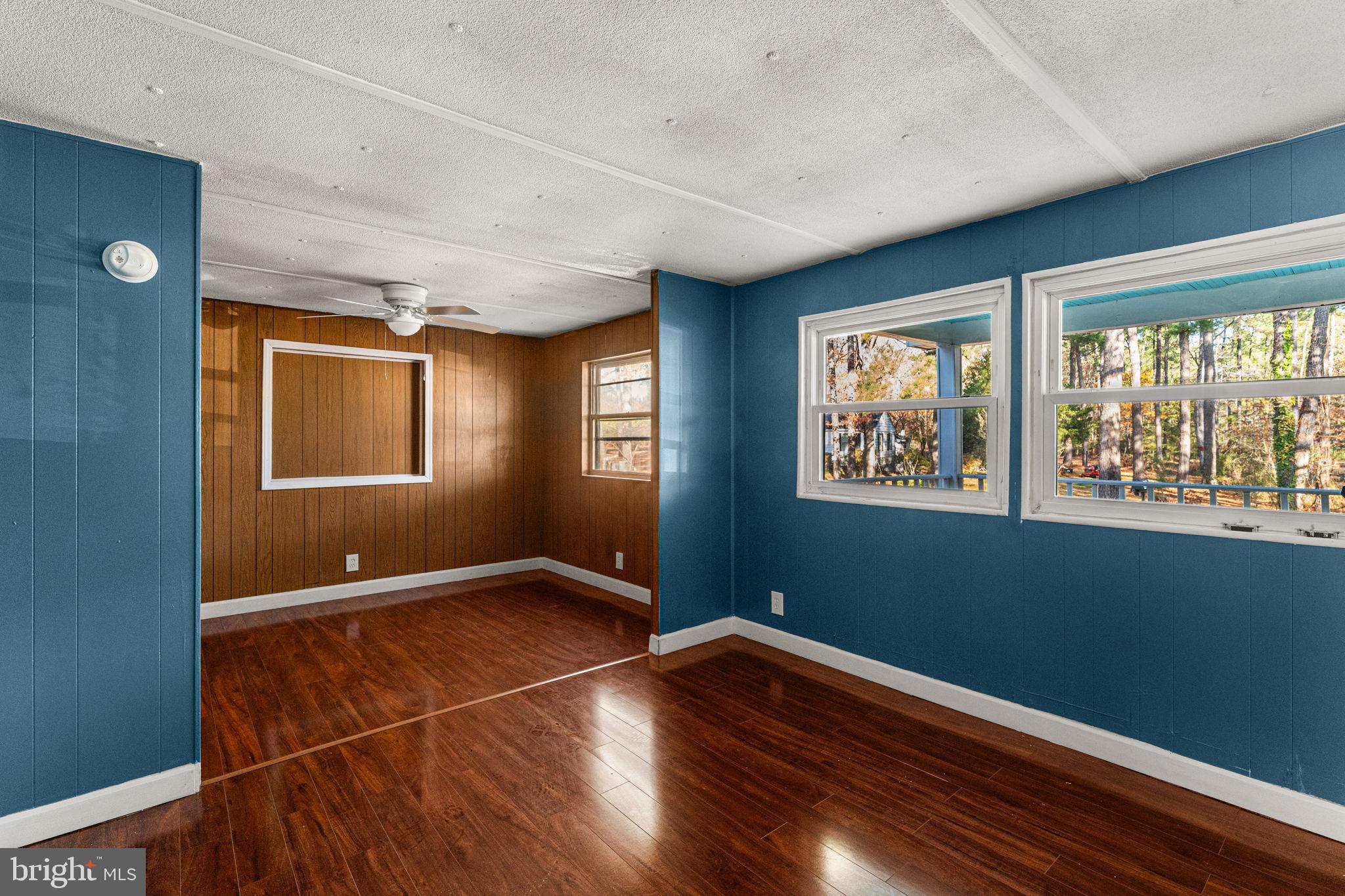 GENERAL PARKER SHORES - Residential