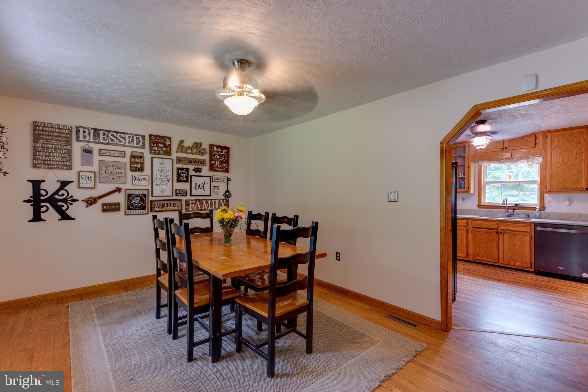 LAUREL RIDGE - Residential