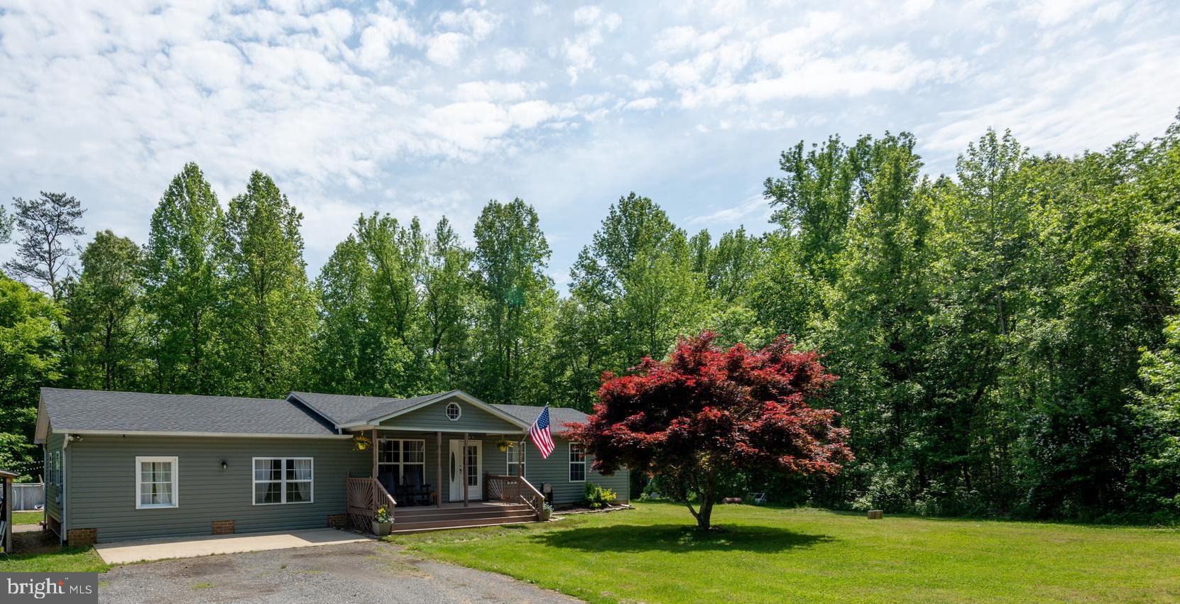 LAUREL RIDGE - Residential