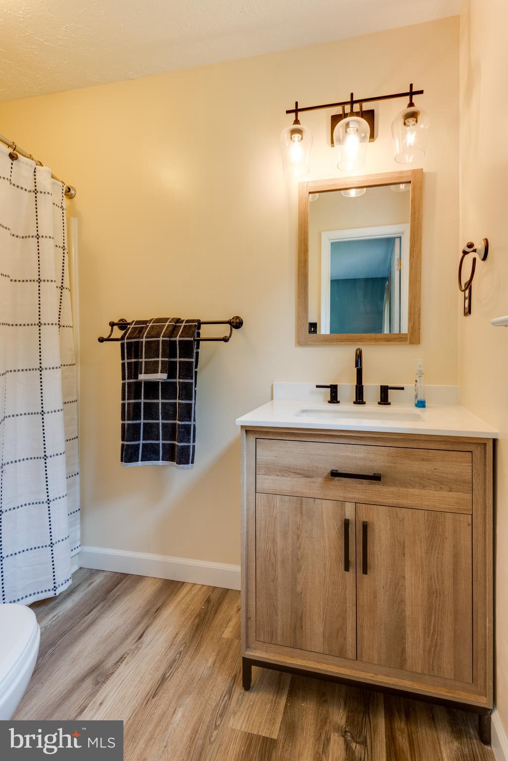 LAUREL RIDGE - Residential