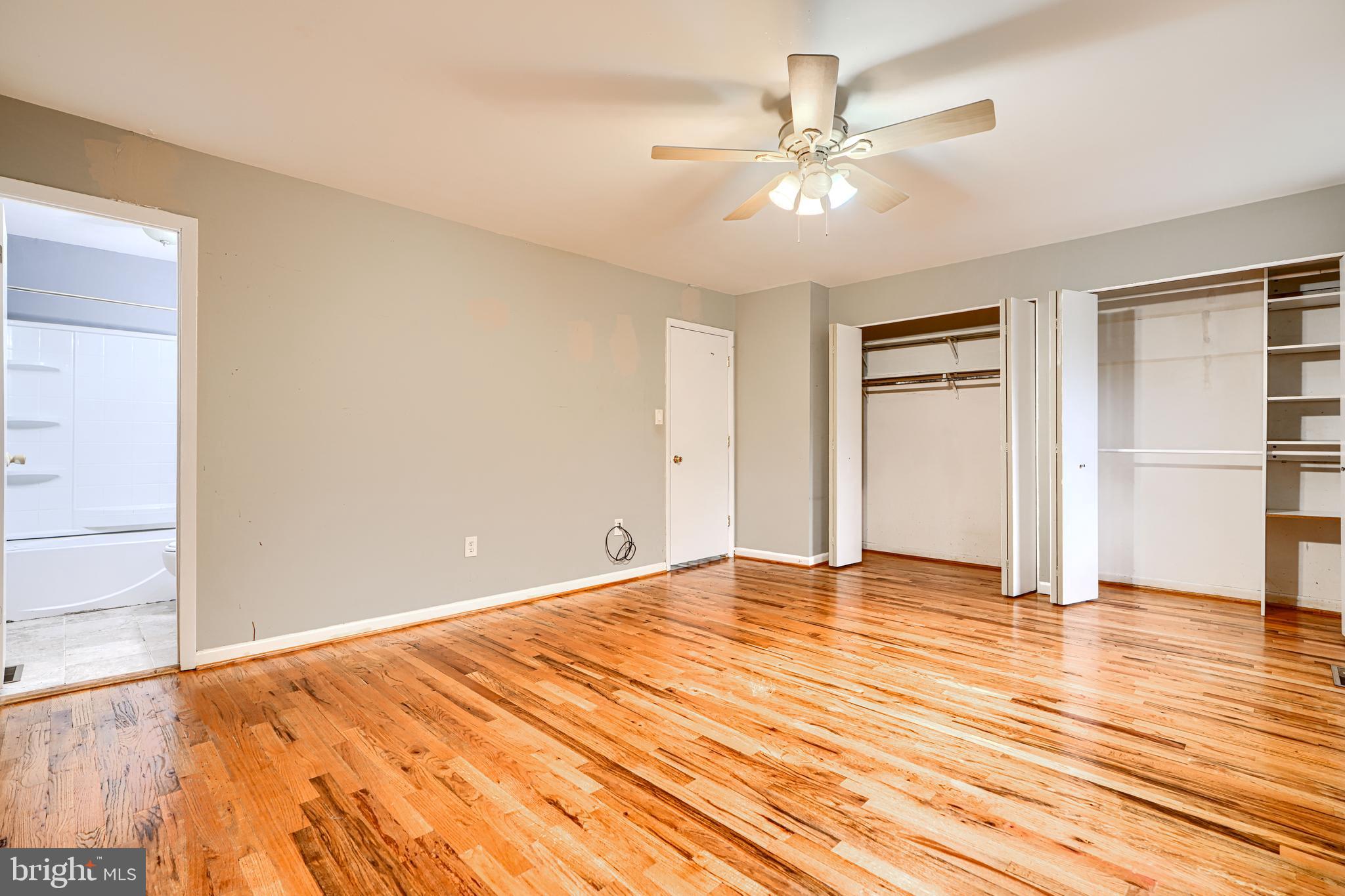 QUEEN ANNE VILLAGE - Residential