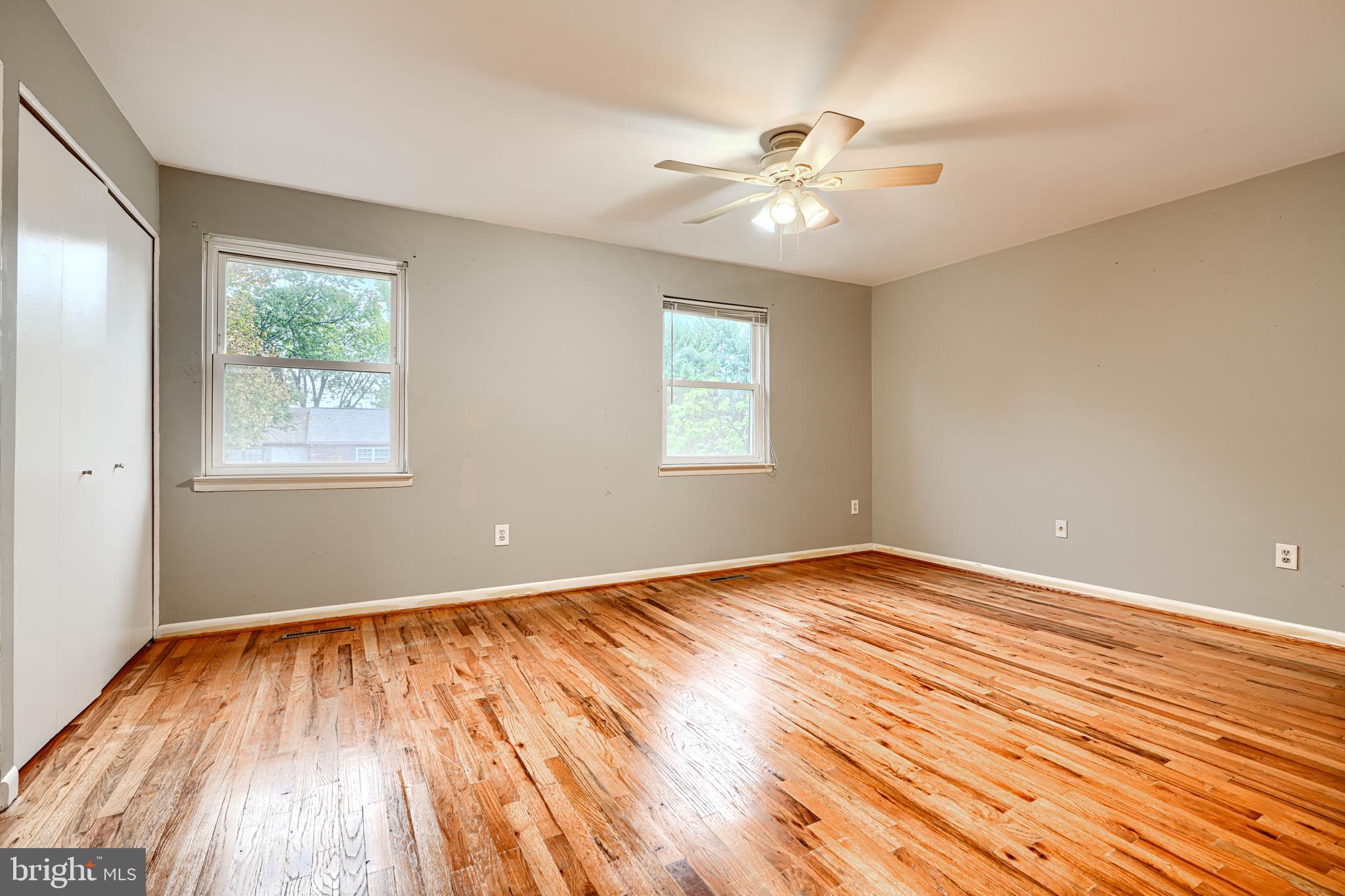 QUEEN ANNE VILLAGE - Residential