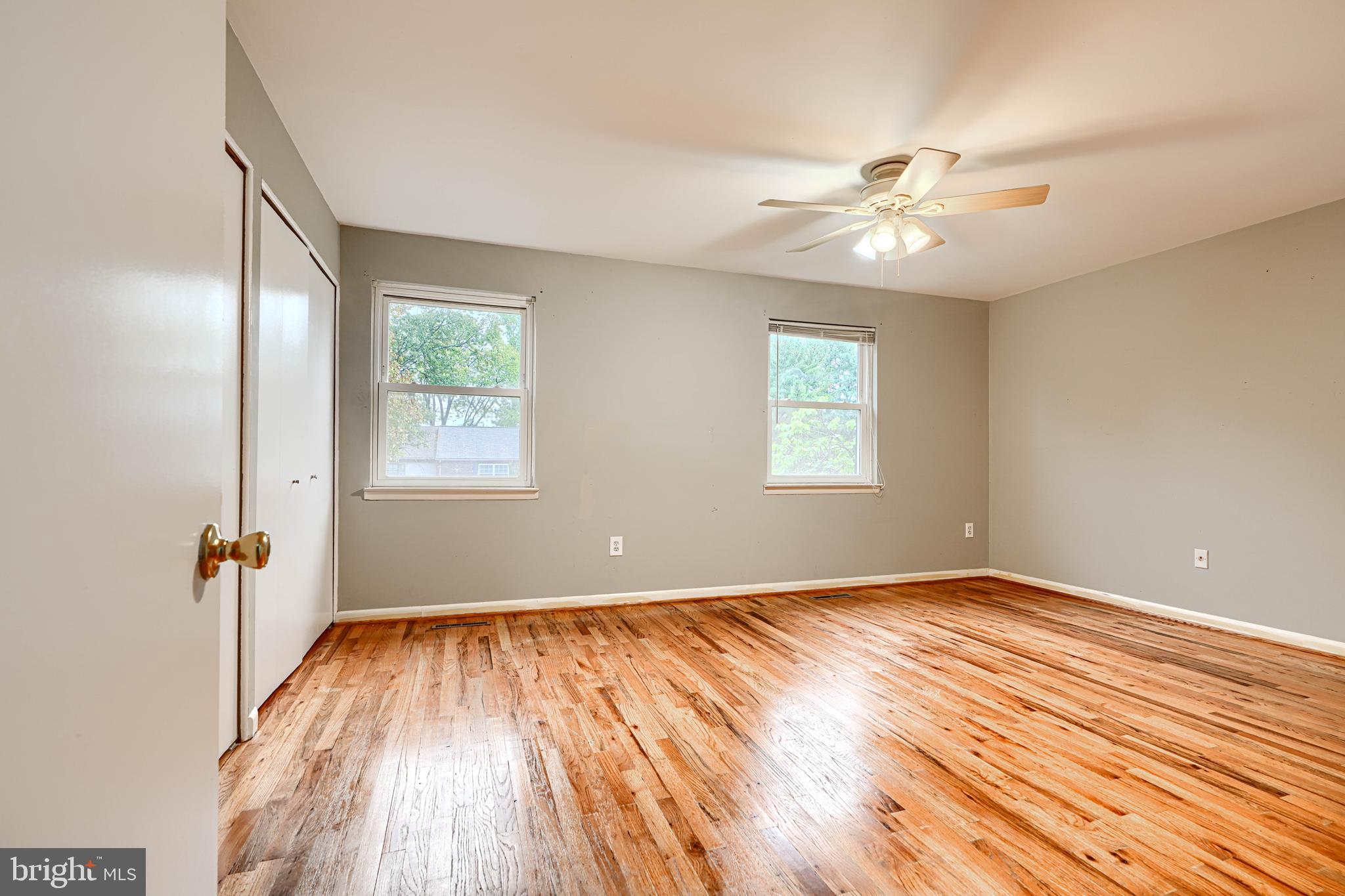 QUEEN ANNE VILLAGE - Residential